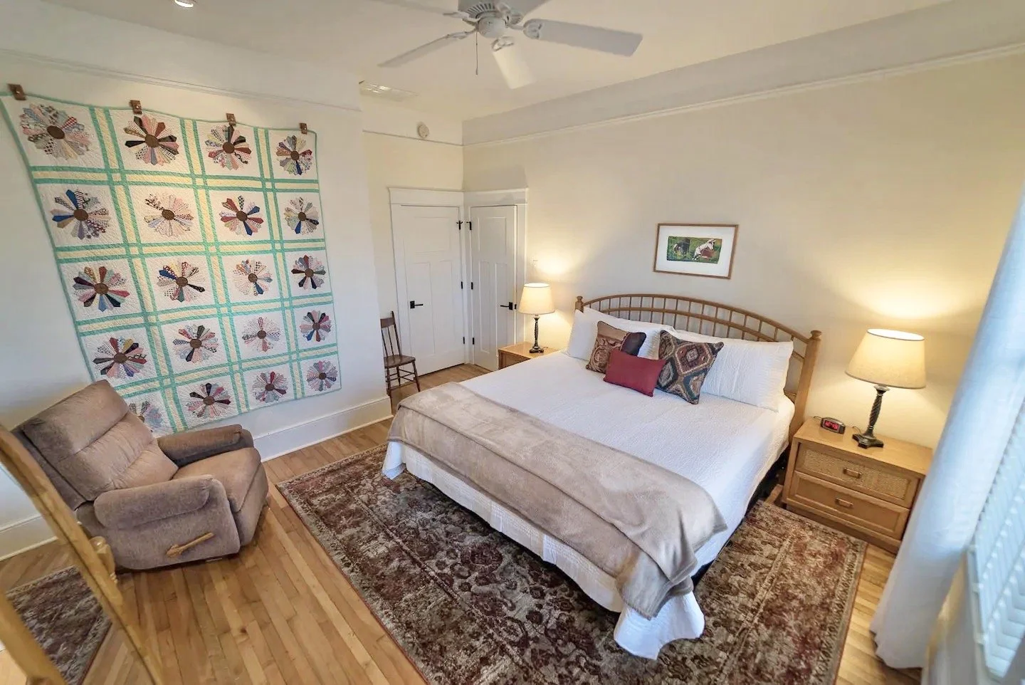 Deluxe Downtown Bungalow — Gareth Tate Rentals