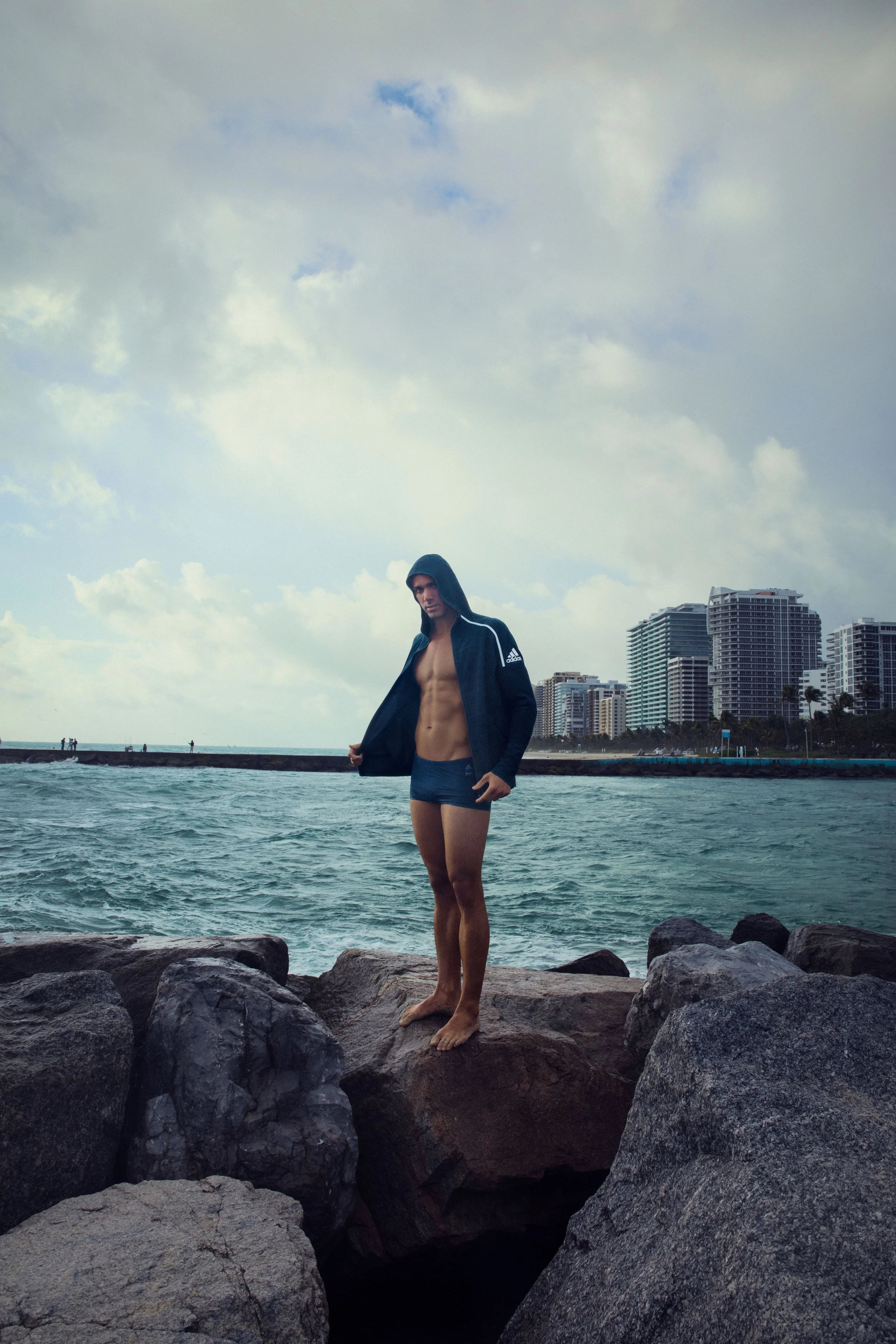 H21408_ATHLETICS_PARLEY_ZNE_MENS_FULLBODY-109_RGB.jpeg