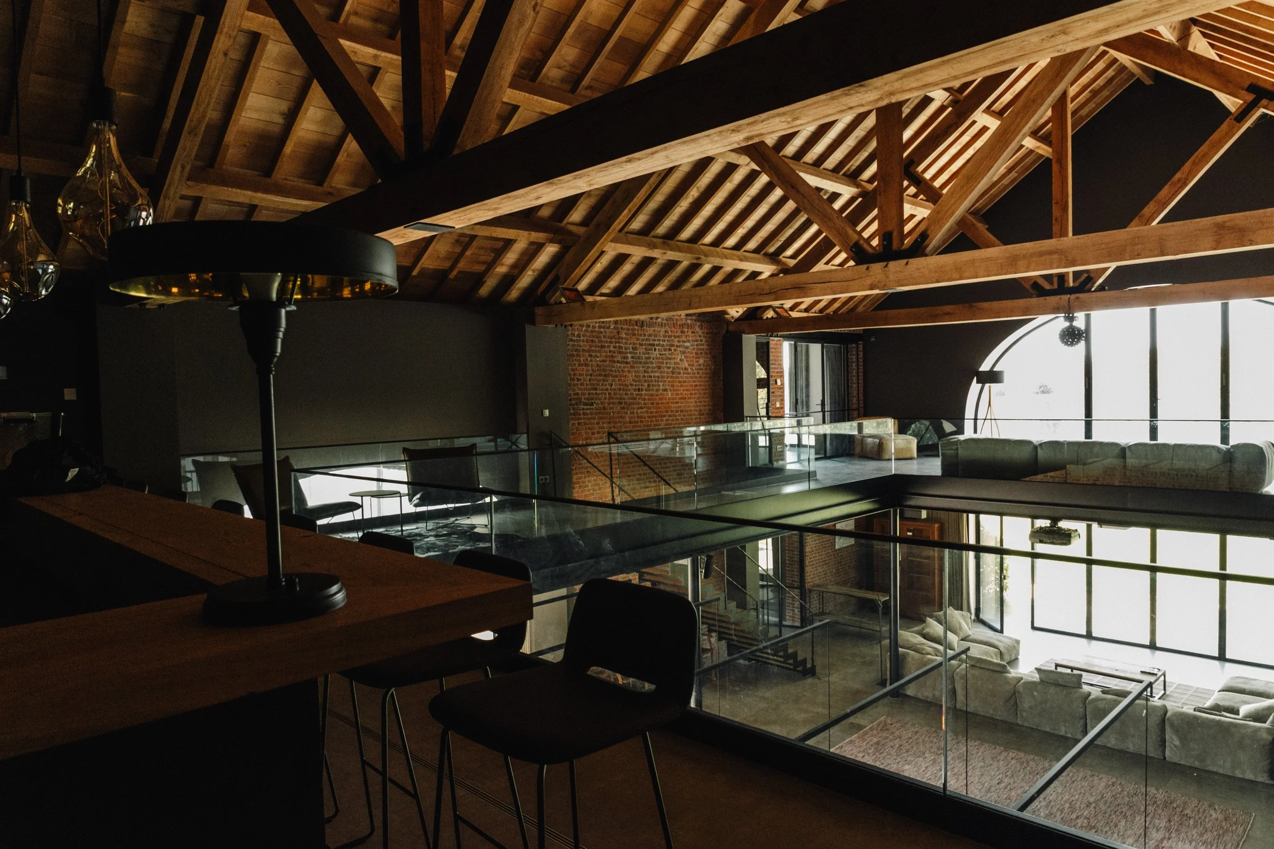 Bar mezzanine