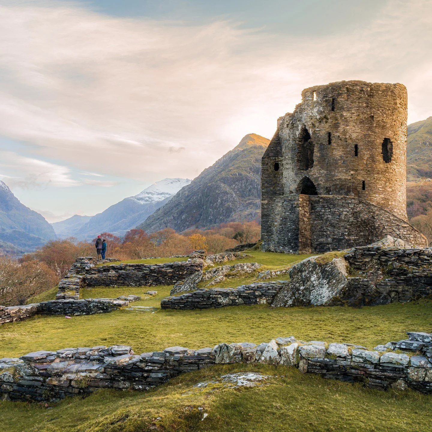 &quot;Bless those who see life through a different window, and those who understand their view.&quot;

Day 324 - Dolbadarn Castle, Llanberis

#northwales #northwalesphotography #llanberis #dolbadarncastle #snow #wintersun #coldsnap #castles #castleso