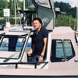 Fredrik - Vectorproboat.jpeg