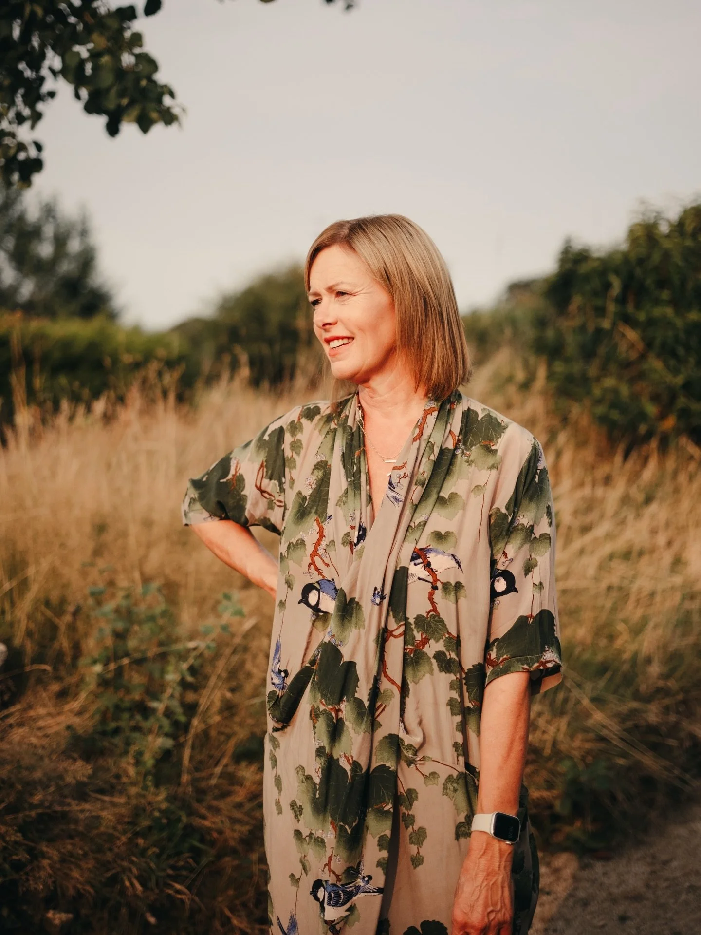 Did you know I also offer branding &amp; head shots.
I love photographing people &amp; have always loved shooting peoples portraits.
These are usually under the umbrella of @cornish_bohemians - but I get way more reach with this page.
So book me in- 