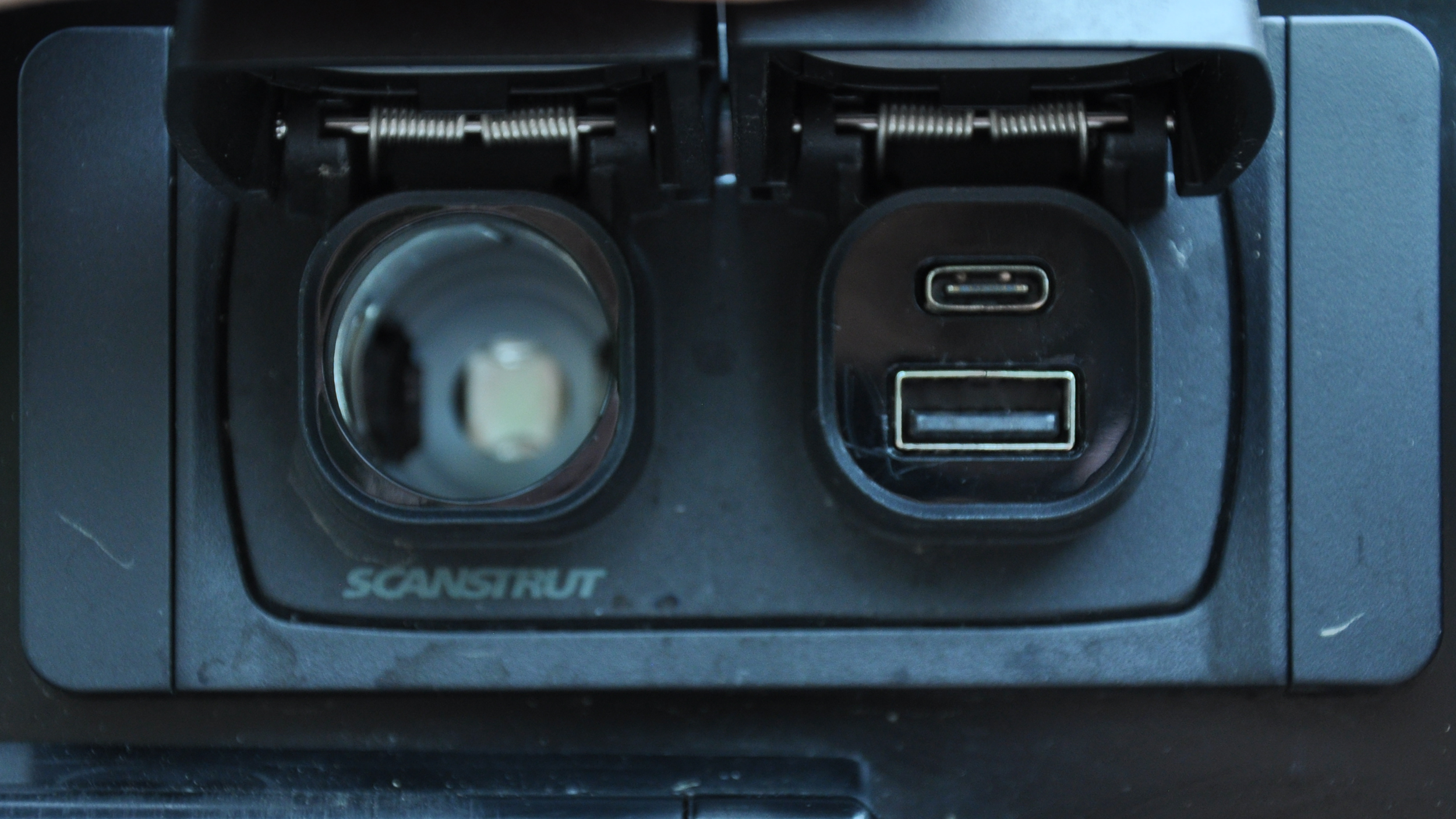 Landscape-Sockets-RAW (8).png