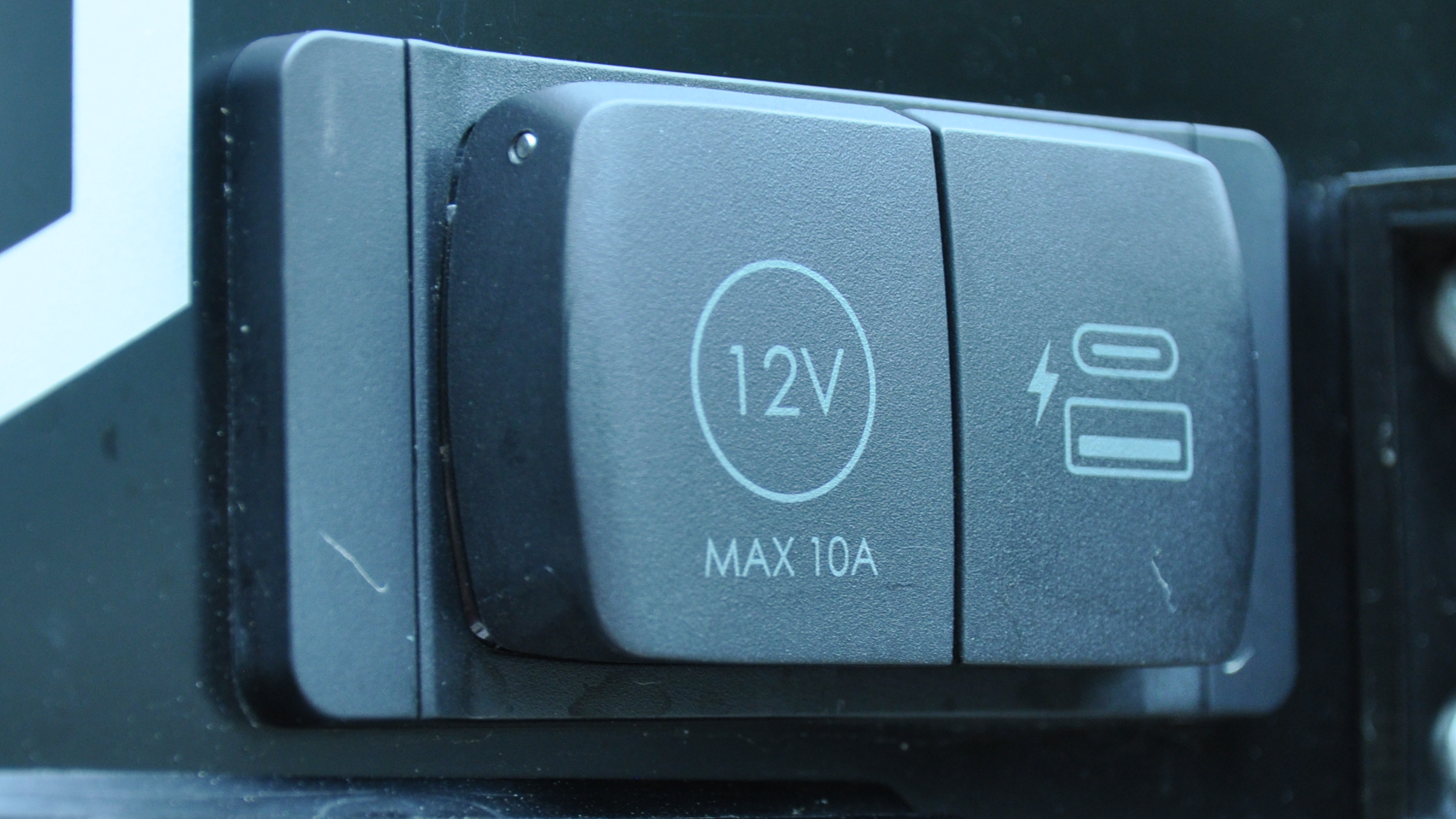 Landscape-Sockets-RAW (19).png