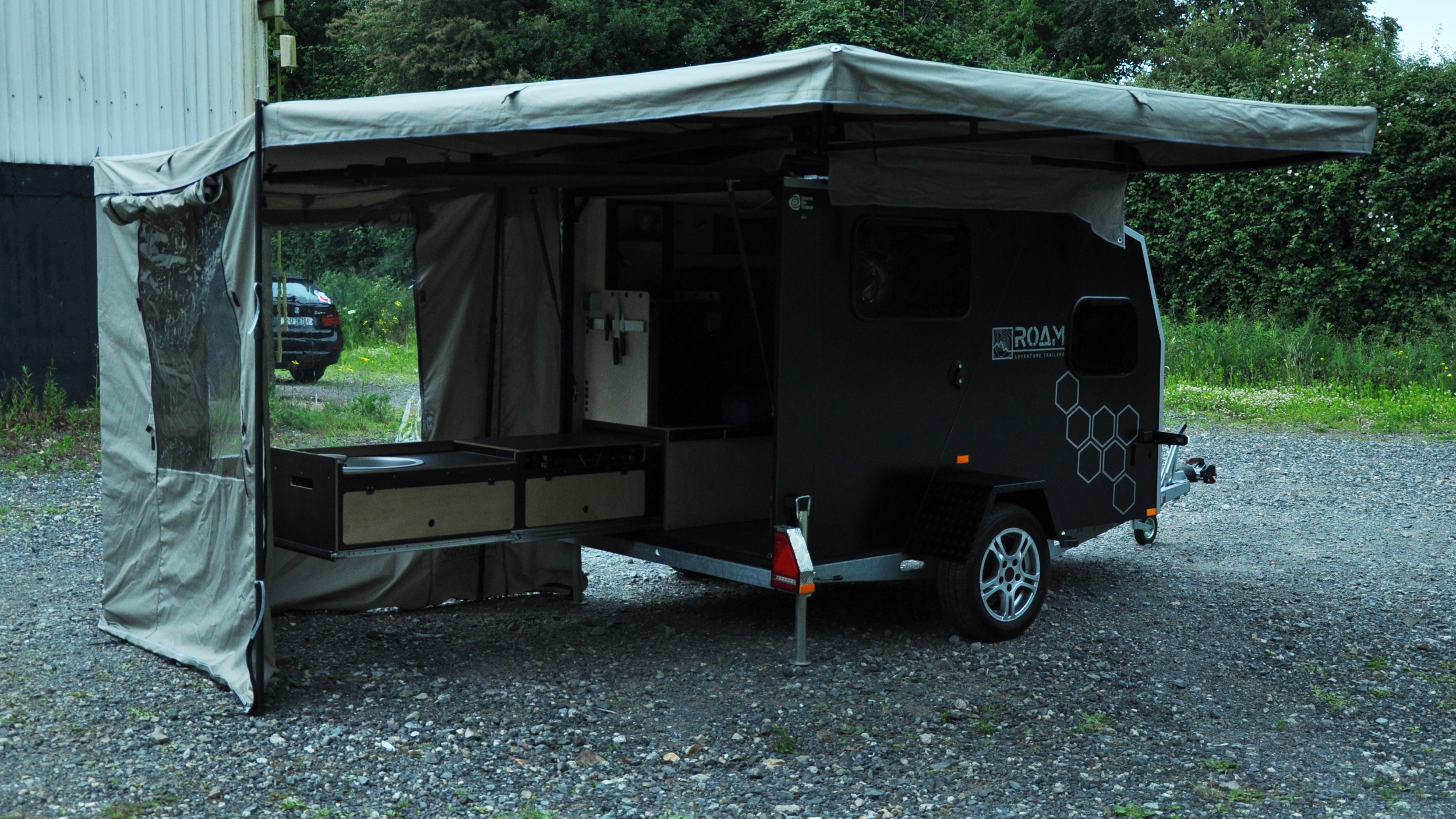 Landscape-Awning-34th-Half-Cover-Kitchen.png