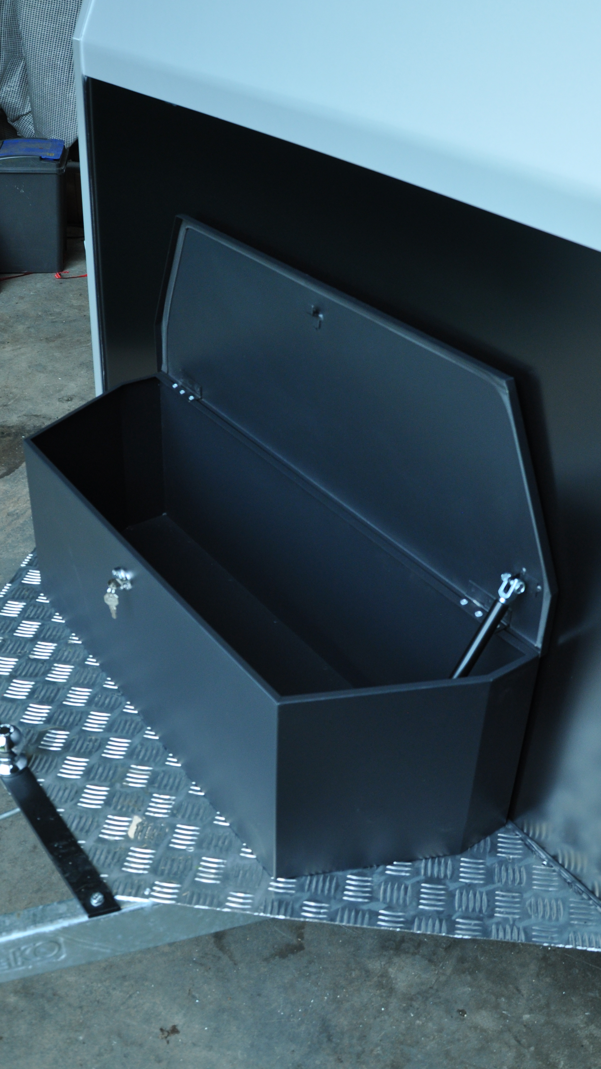 Portrait-Storage-Box-34ths-Open.png