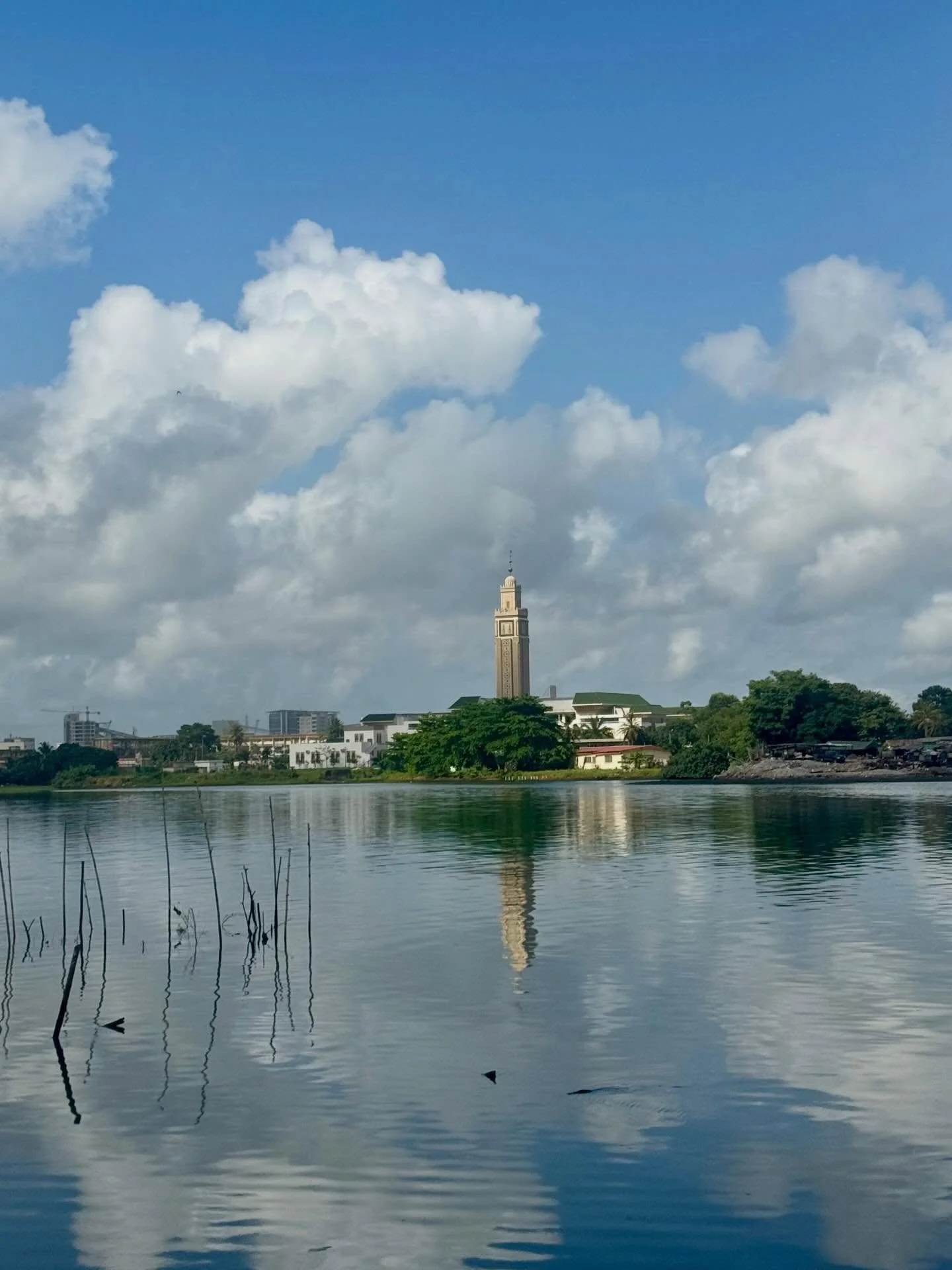 Breaking fast today here in Babi.

Eid Mubarak to all who celebrate 🌙

Wishing you joy, ease, and beautiful moments with family and friends.

&mdash;

Rupture du je&ucirc;ne &agrave; Babi.

Eid Mubarak &agrave; toutes celles et ceux qui c&eacute;l&e