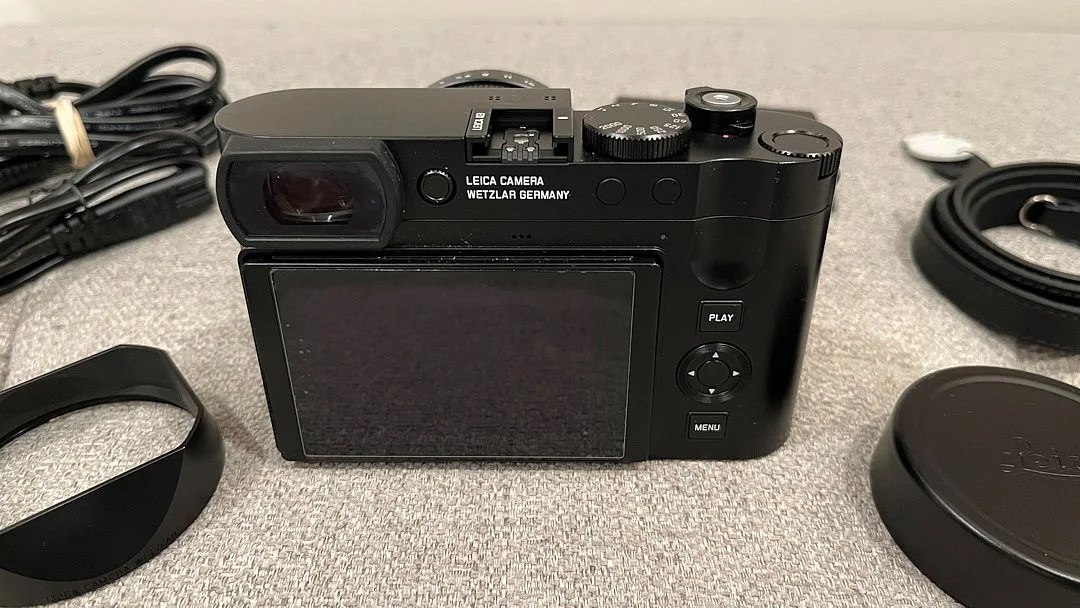 LeicaQ303.jpg