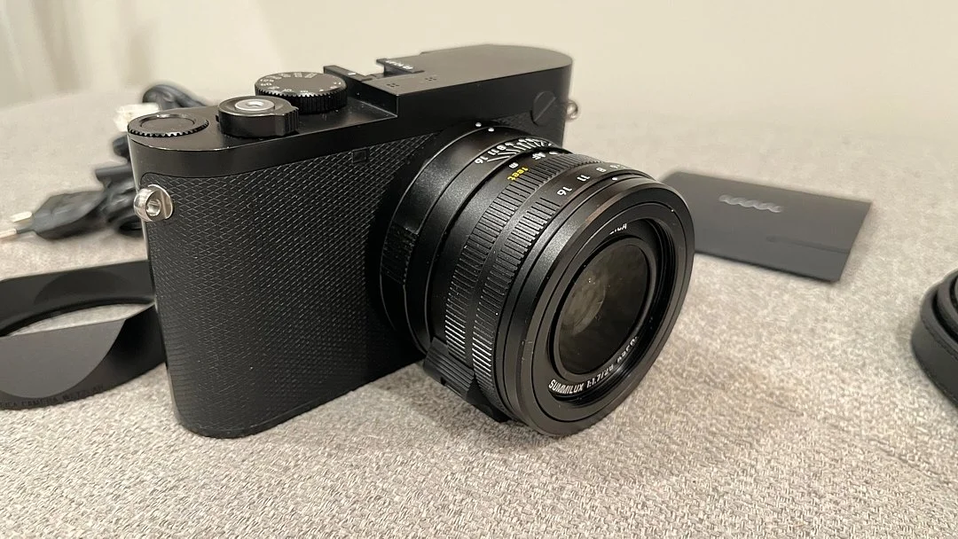 LeicaQ304.jpg