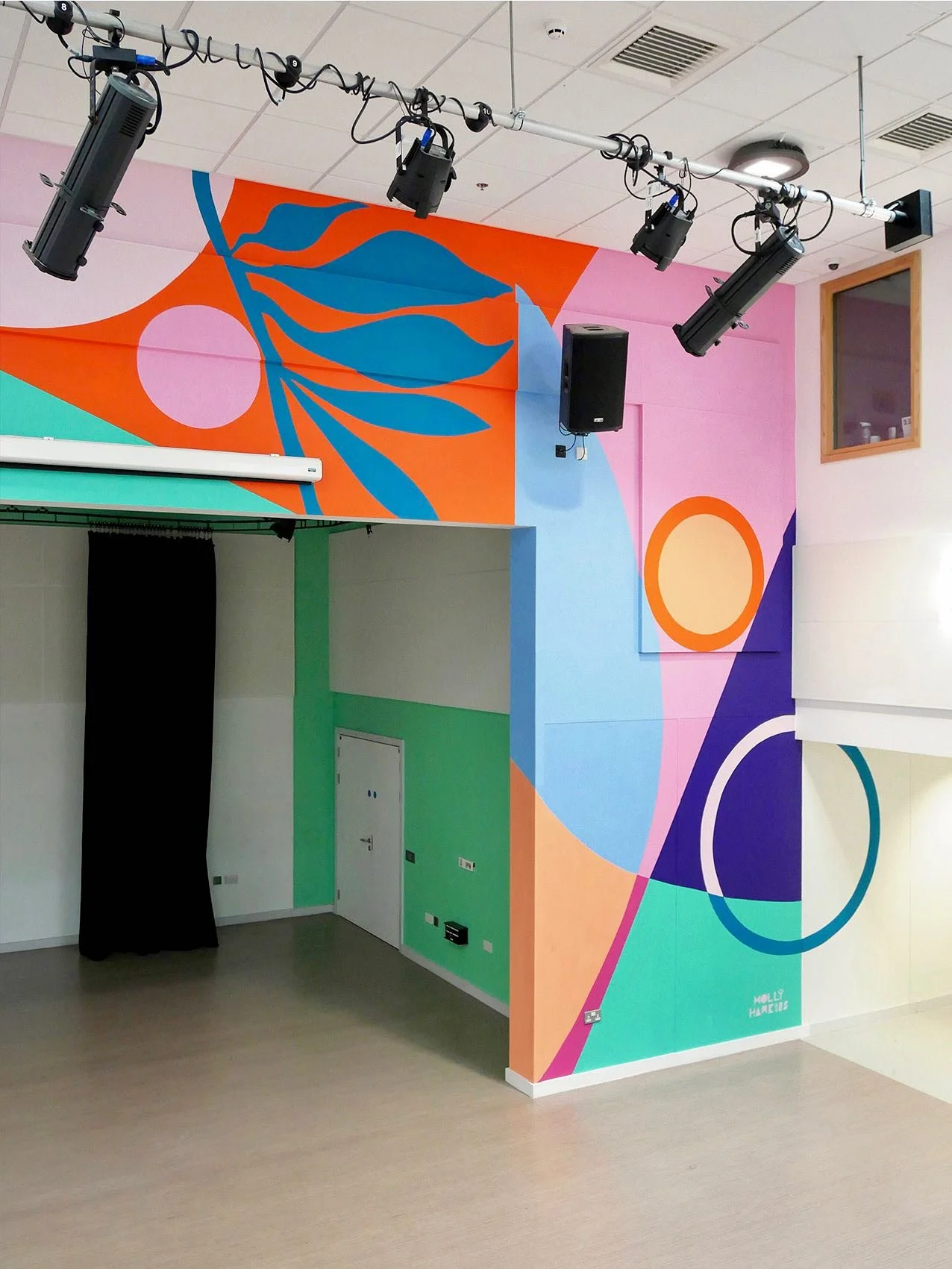 Pure joy painting this one for Springwell Leeds Academy East 🧡🖌️

Love seeing schools prioritise art in everyday learning spaces... It helps support wellbeing, sparks curiosity and reshapes how our spaces are experienced 💙

📸 Elliot Nichol Photog