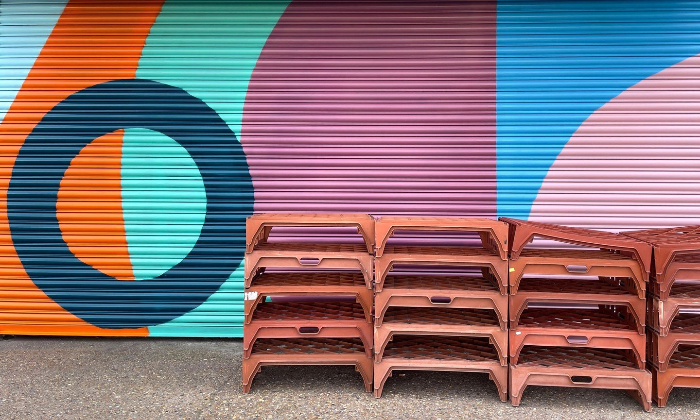 Series of shutter murals on Green Lane, Norbury ✨

Commissioned by Croydon Council

Shout out to painting babes; @absolutely_studio @itsonlyarthur @ders_one