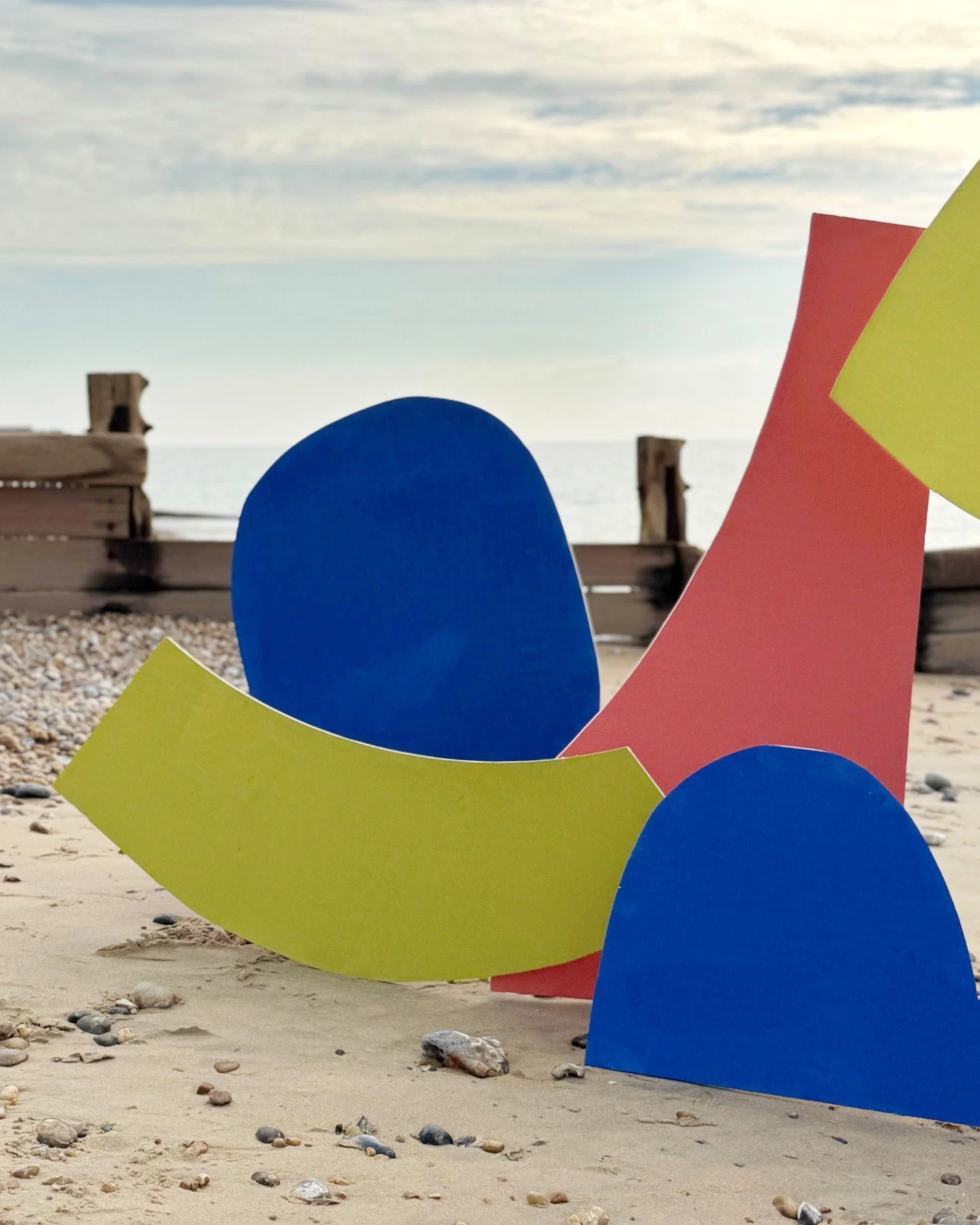 Dancing with shapes is nourishing for the soul...

Playing and laughing with talented maker @__ninahunter 🟡

Summer 2025
St Leonards-on-Sea
