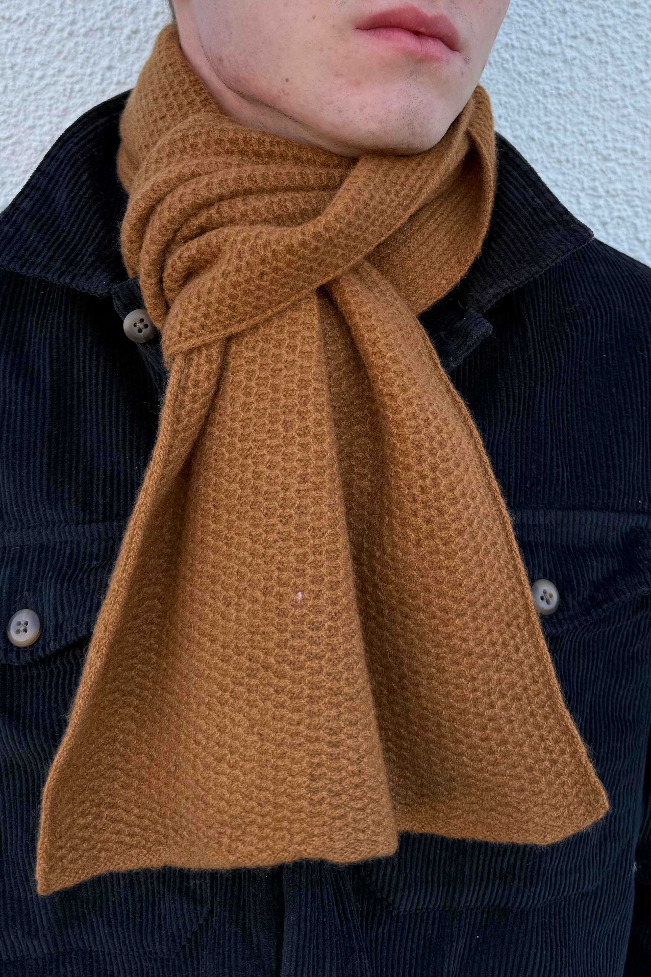 Bridge - Honeycomb Stitch Scarf in Tobacco