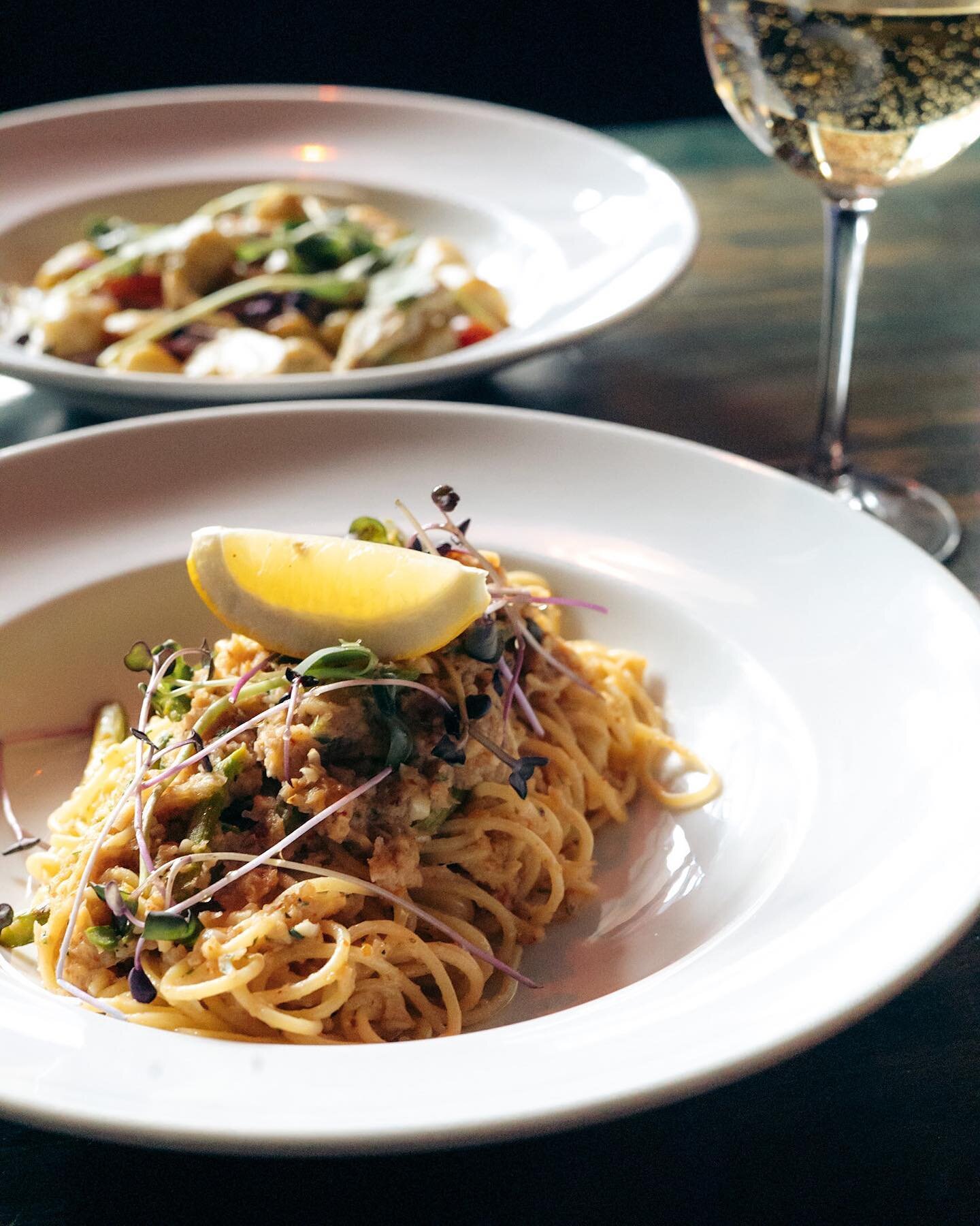 Pasta &amp; Wine Anyone? 🍝🍷 

Join us at La Bocca for our mid-week Spring Specials Menus! 

Come and enjoy: 
&bull; 3 Smalls Plates for $40
&bull; 2 Pastas or Pizza &amp; a Bottle of Wine for $60 

Some restrictions apply; available Monday - Friday