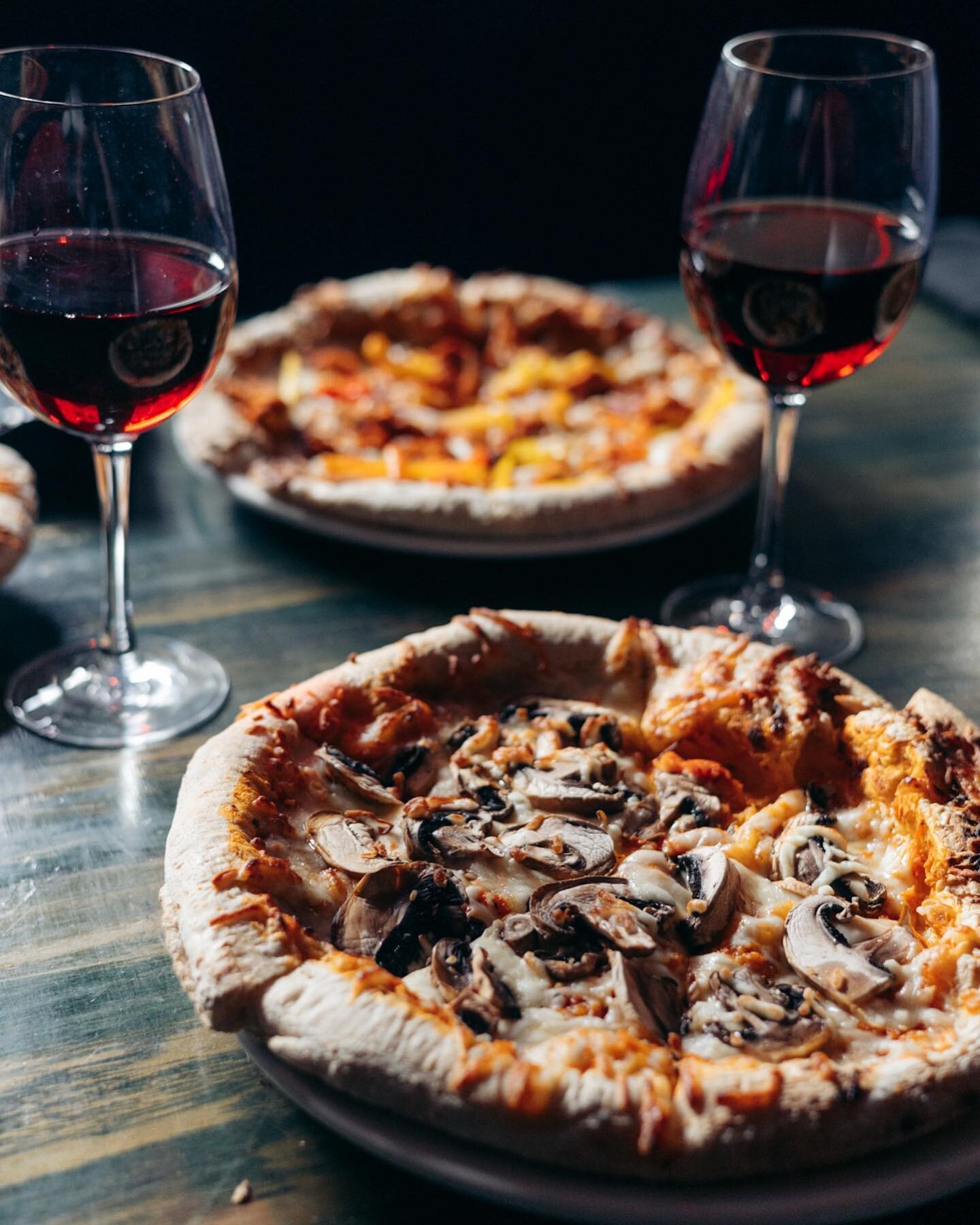 Pizza &amp; wine time 🍕❤️

Join us at La Bocca for our mid-week Spring Specials Menus! 

Come and enjoy: 
&bull; 3 Smalls Plates for $40
&bull; 2 Pastas or Pizza &amp; a Bottle of Wine for $60 

Some restrictions apply; available Monday - Friday, 12