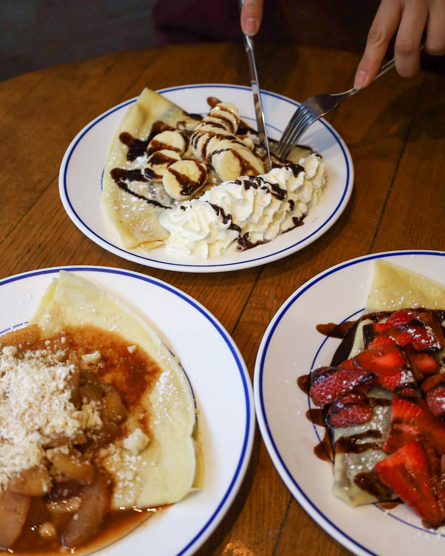 Mornings are better with a crepe (or three 😉)
