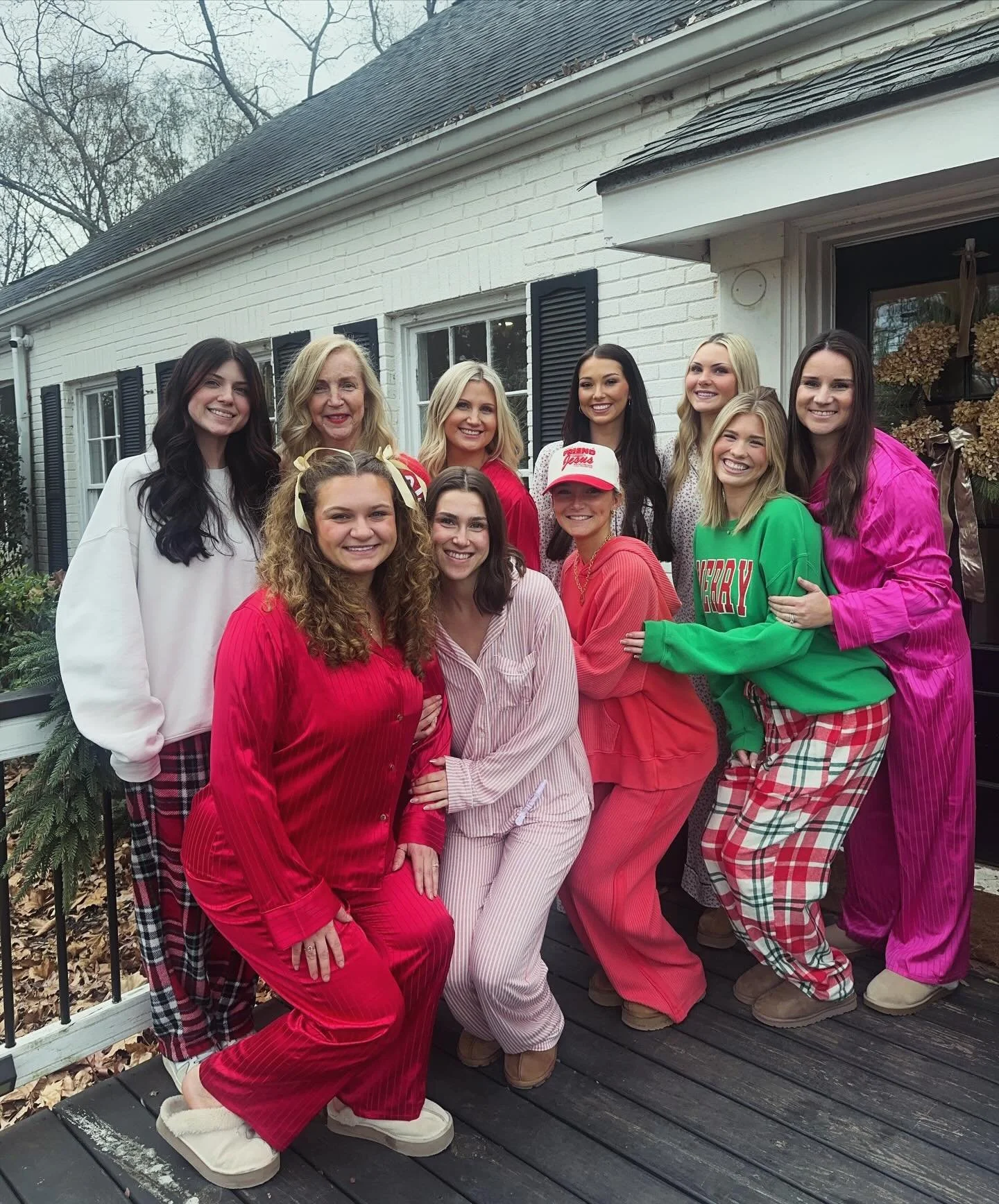 Merry Christmas from Salon Five Twelve🩷