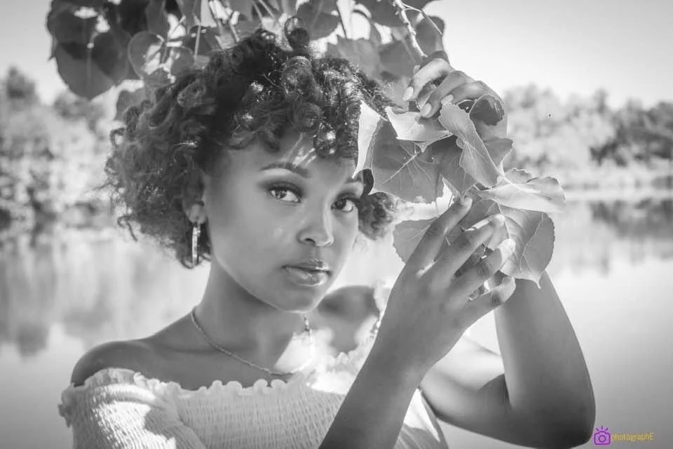 Bombshell Marilyn Monroe, Dorothy D.