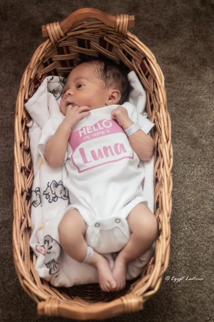 maternity, giving birth and aftermath, newborn photoshoot