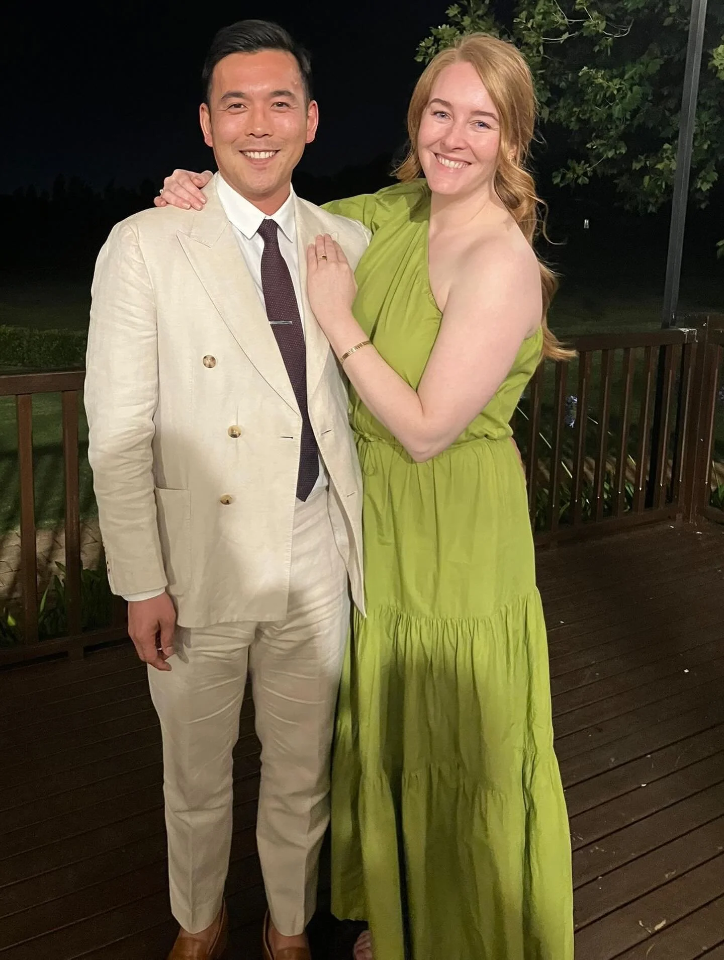 December at home ft lots of friends, family, dogs, and homegrown tomatoes (it&rsquo;s not a highlight reel without them)🍅 🥂☀️🦘