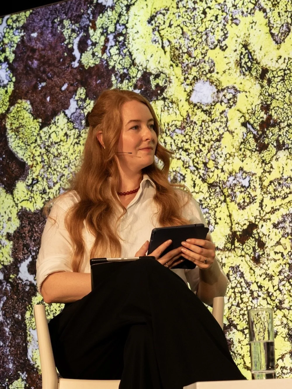 My @futurefabricsexpo panels are now on YouTube! Catch up on the super interesting conversations I moderated a few weeks ago in Brussels, covering innovation and biodegradation. Link in bio!