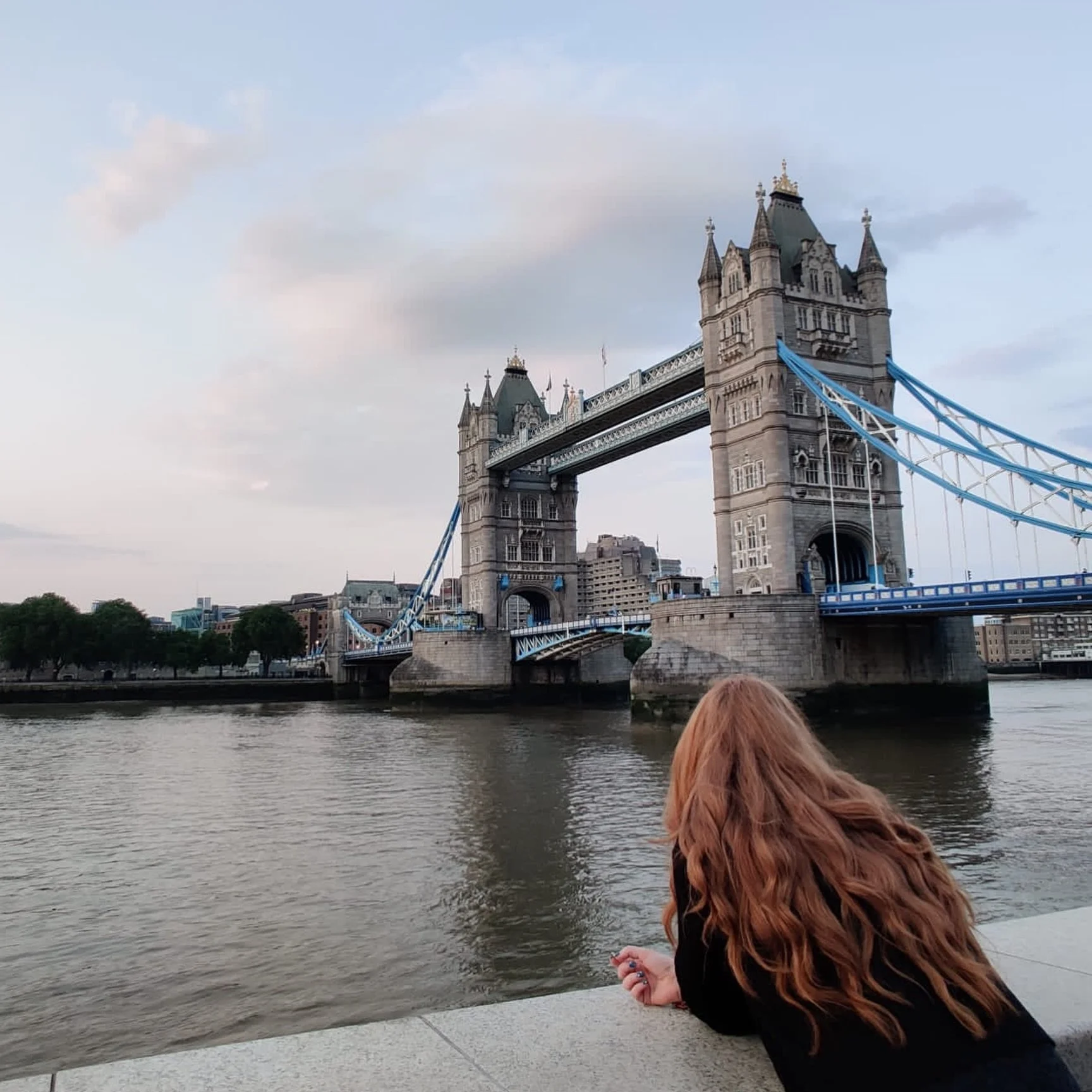 Officially survived 10 years in London! 🥂🇬🇧🥲 Undoubtedly the biggest achievement has been the friendships I&rsquo;ve made along the way, which have made this wonderful, chaotic and brutal city worth living in. Moving here at 23 was a no-brainer, 