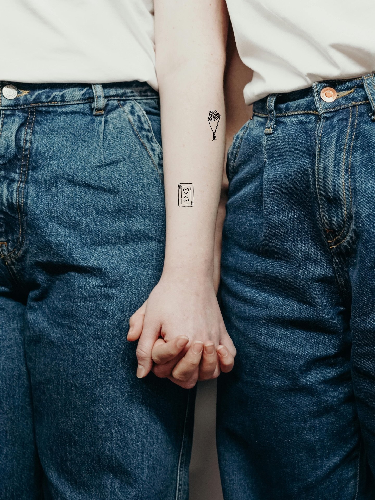 At first it felt kind of silly sharing about some small tattoo designs I made, with the world hurting in so many ways. But it might actually be the perfect time&hellip;.

Little reminders of love

Kiss your partner
Hug your neighbor
Call your family
