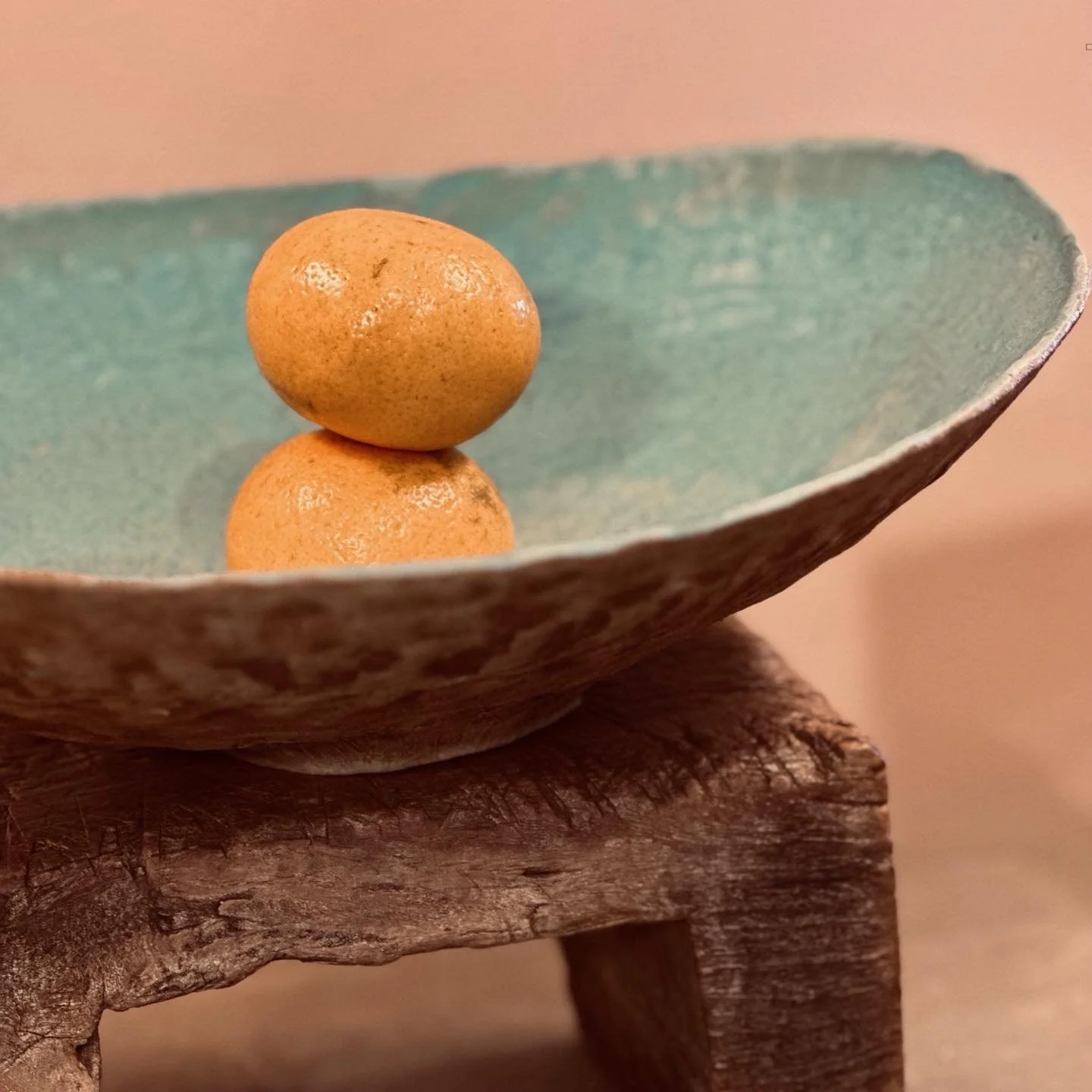 Hand fired&hellip; @lind.carrie #pottery #color #scottsdalemarketplace #oranges #bowls