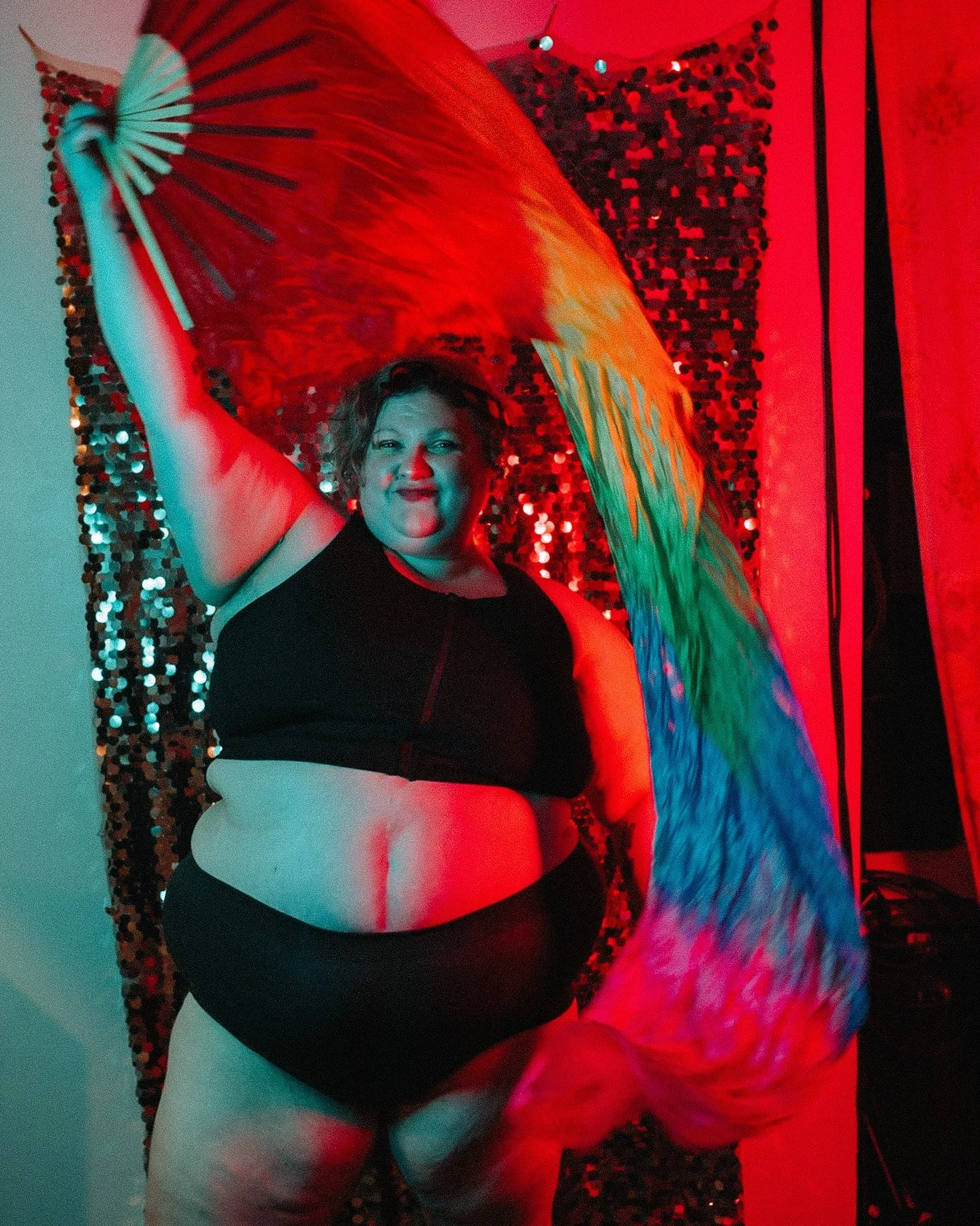 During your session, I want you to feel safe to be the biggest, brightest, loudest, most amazingly authentic version of yourself. 🤩 Love to laugh? Don't worry about cracking up! Have scars? Show them off if you're so inclined! Queer? Be gay as hell 