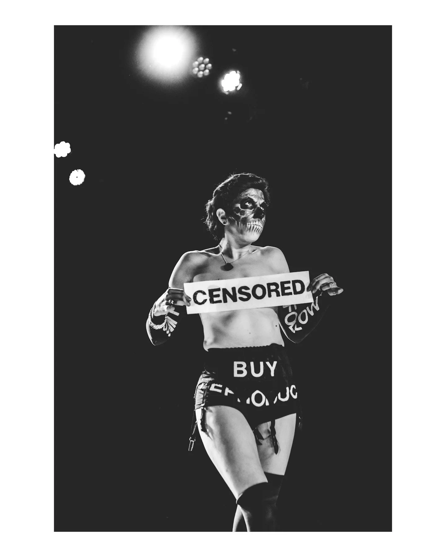 So excited for my other brand, Dutcher Photography (@robandsamphoto) to be photographing the Fireball Reunion show this weekend at @cruciblemadison! Love this photo of @redrumperformanceart from Fireball X! Remember, Fireball never dies 🔥❤️
.
.
.
.
