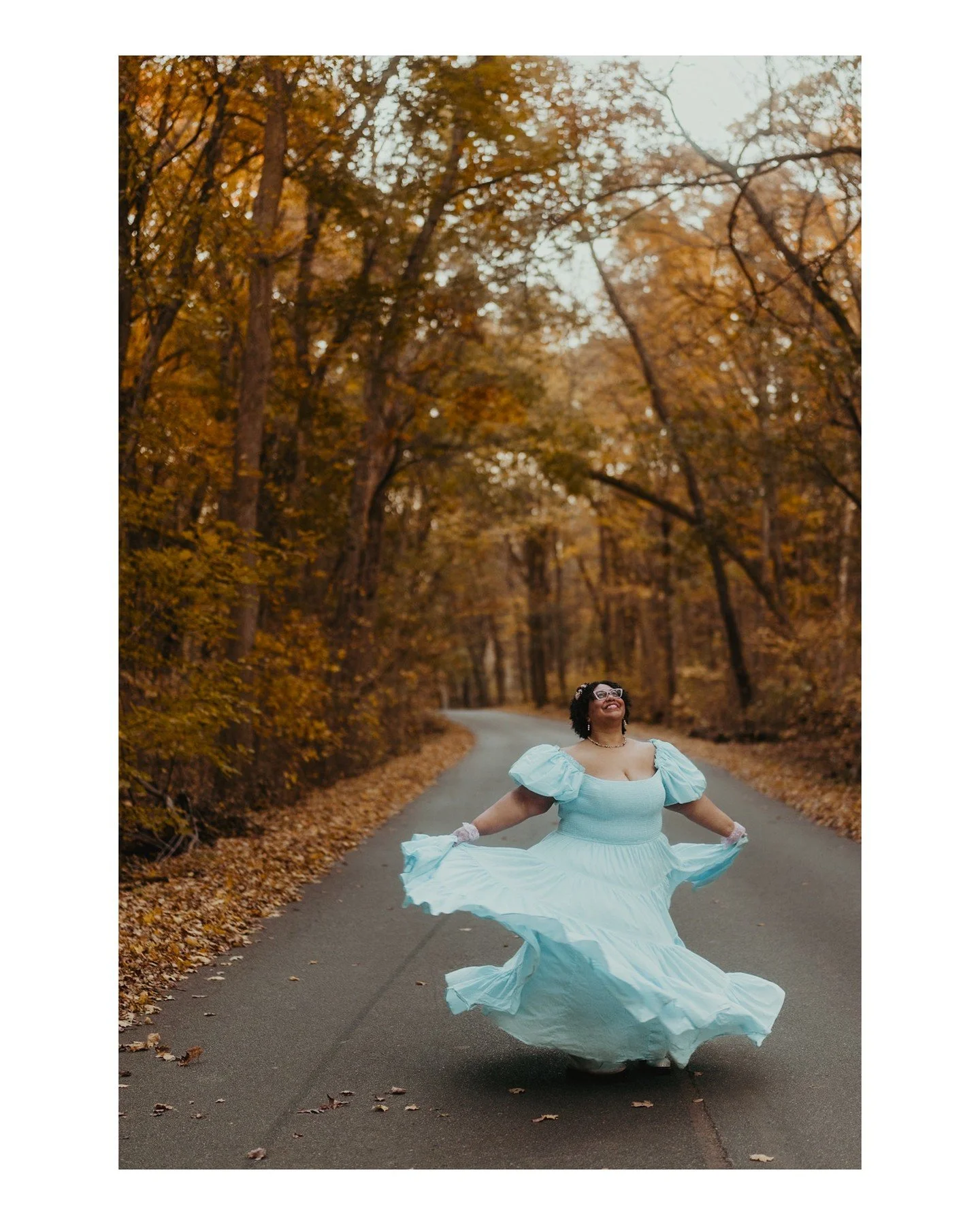 When you look at the photos from your boudoir + empowerment session with me 🌅, they will feel like a love letter to yourself 💌, your body 🧘, and the world 🌍. Your cup will be filled 🍵, your smile will be a little (or a lot) bigger the next time 