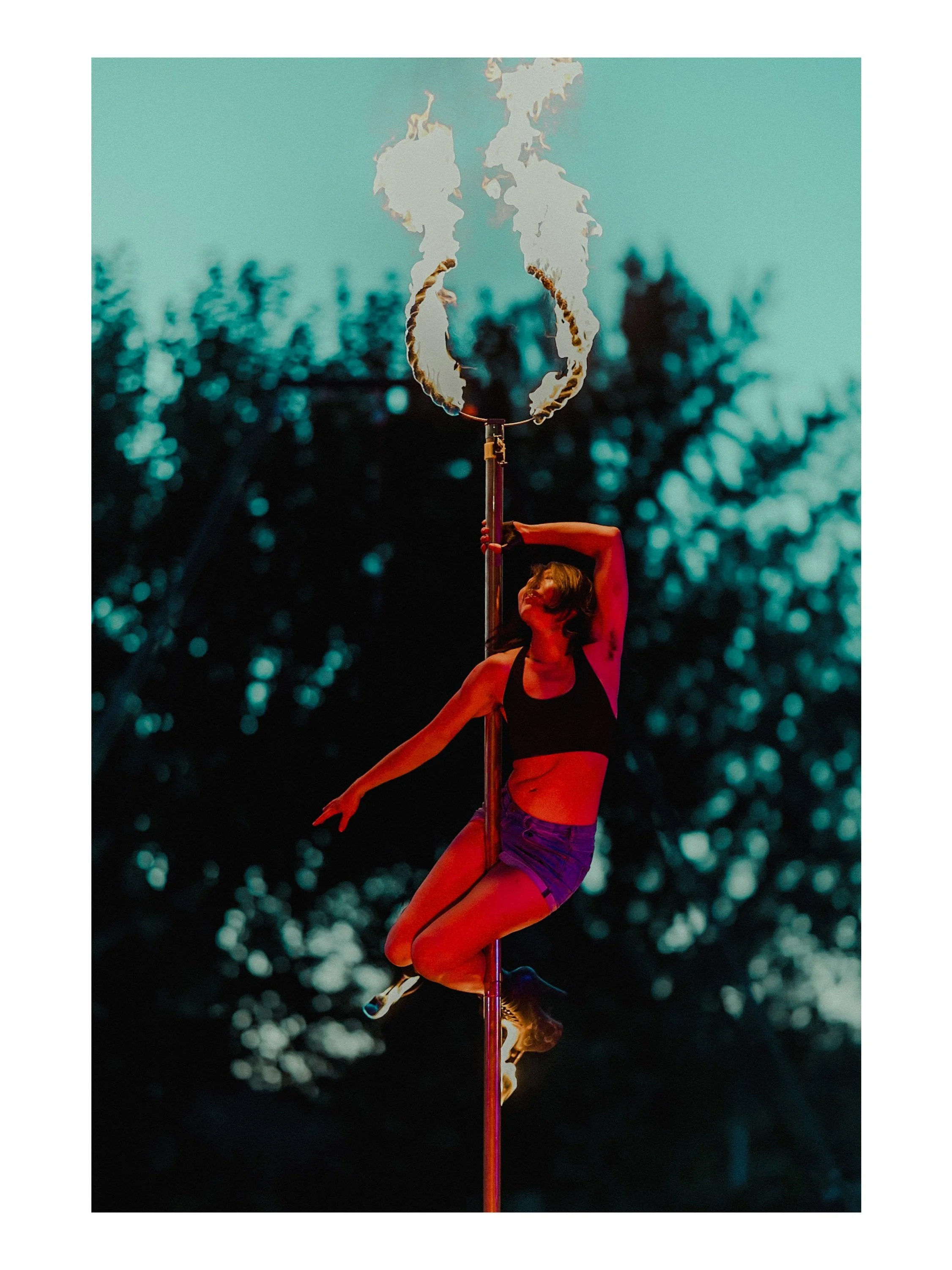 Sometimes I do stuff that&rsquo;s not traditionally boudoir, but feels *very* aligned with the empowerment part of boudoir + empowerment photography. If you&rsquo;re looking at my page and thinking that it looks awesome but you have an idea for a ses