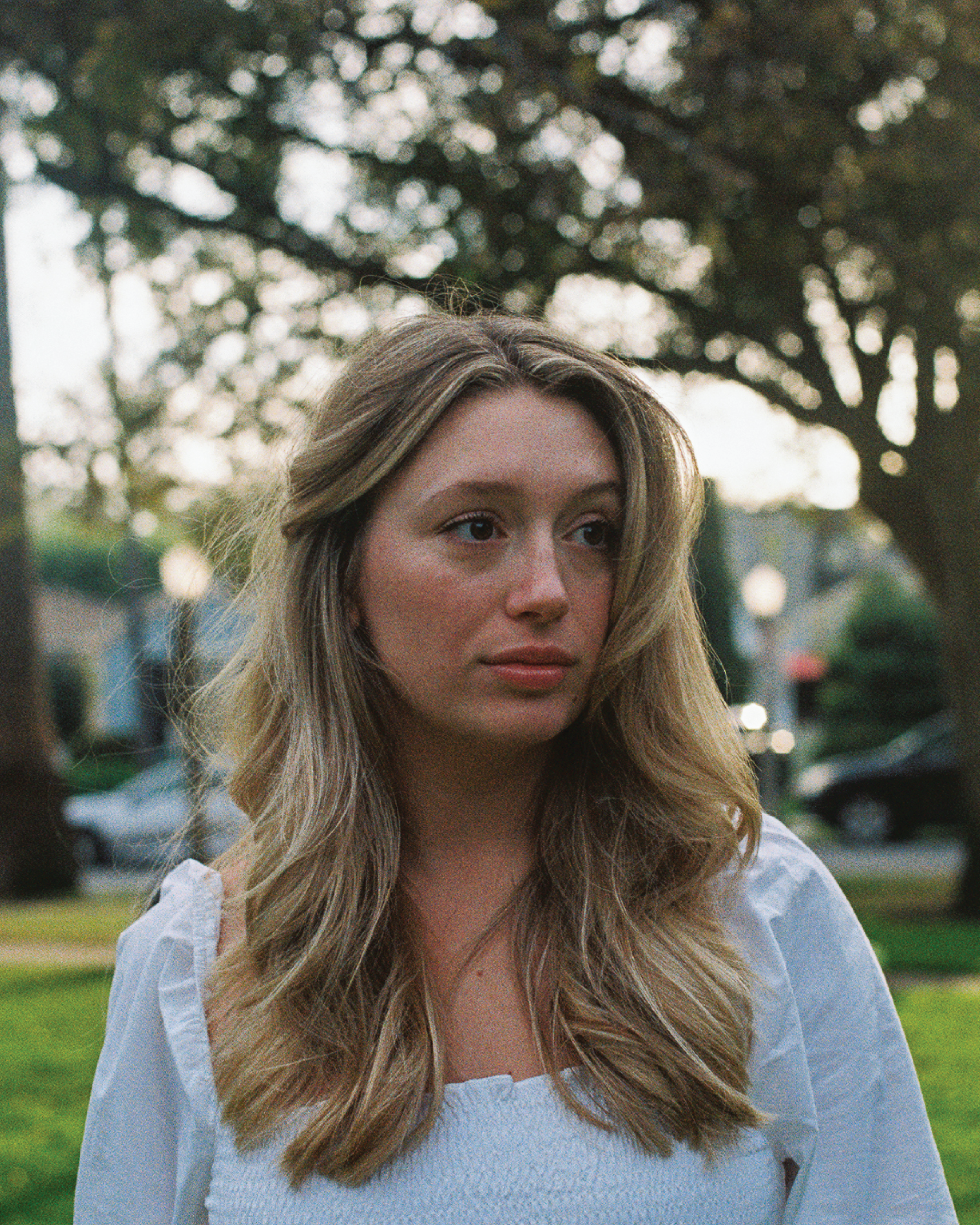 lucy headshots-08.PNG