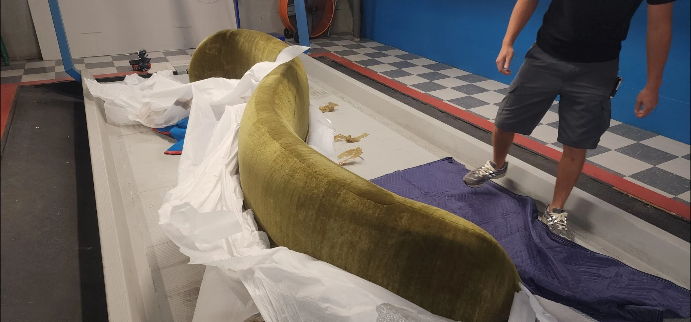 High-end curved designer sofa disassembled and reassembled without damage