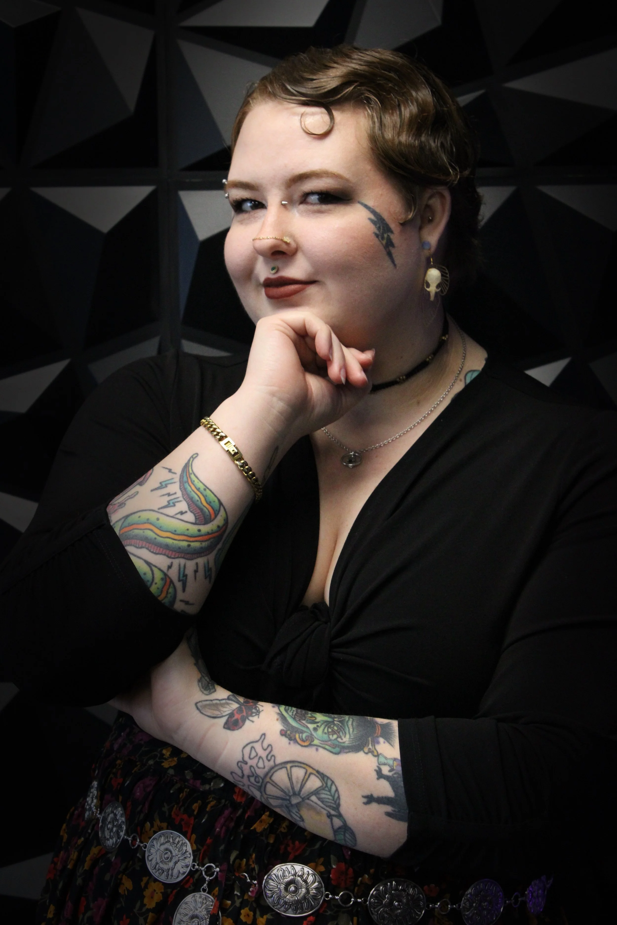 image of olive viridian - tattoo artist