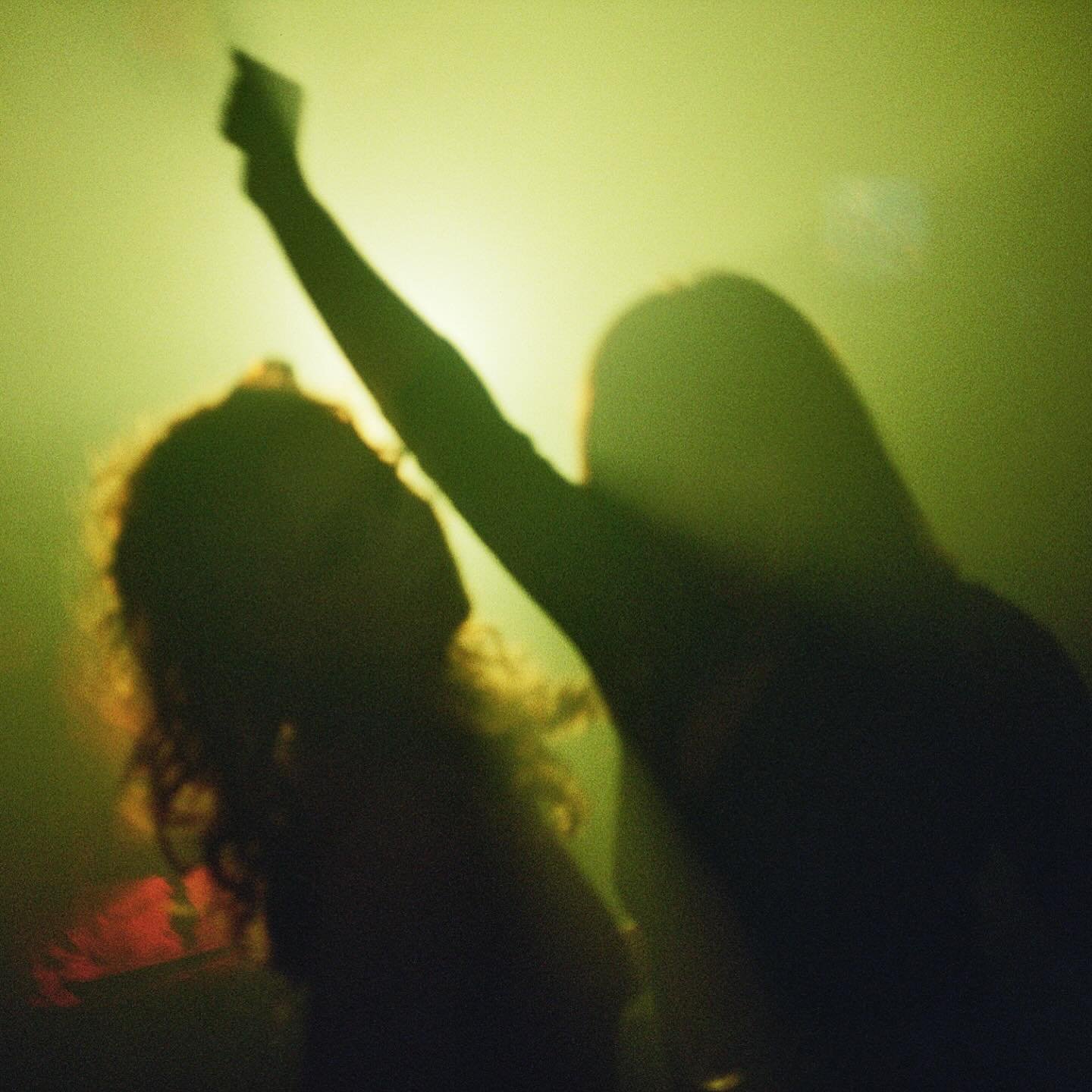 girlhood 💄🤍

📸: @_lechemalo