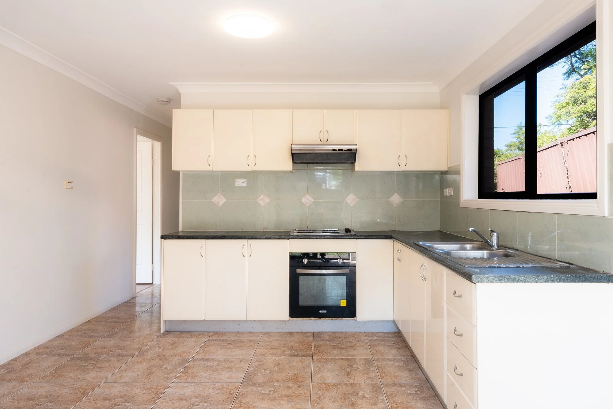 18a McLaren St, Blackett