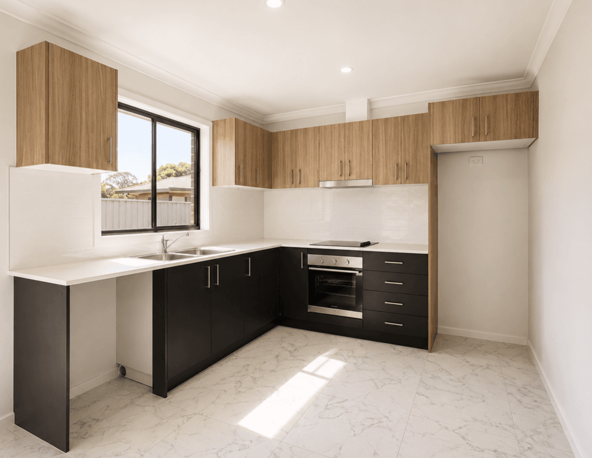 43A Madison Circuit, St Clair