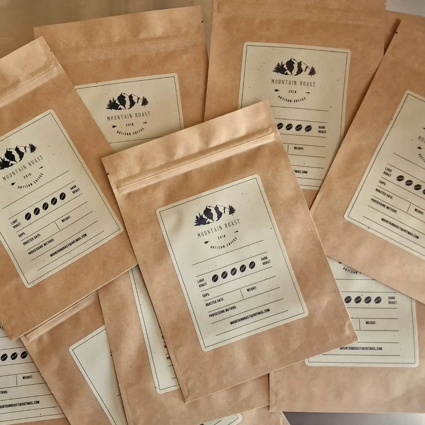New packaging! 

We&rsquo;ve given our bags a fresh new look &mdash; simple, thoughtful, and shaped by the landscape we roast in.
A small change on the outside, rooted in the same values: clarity, quality, and care.

#MountainRoastArtisanCoffee #Arti