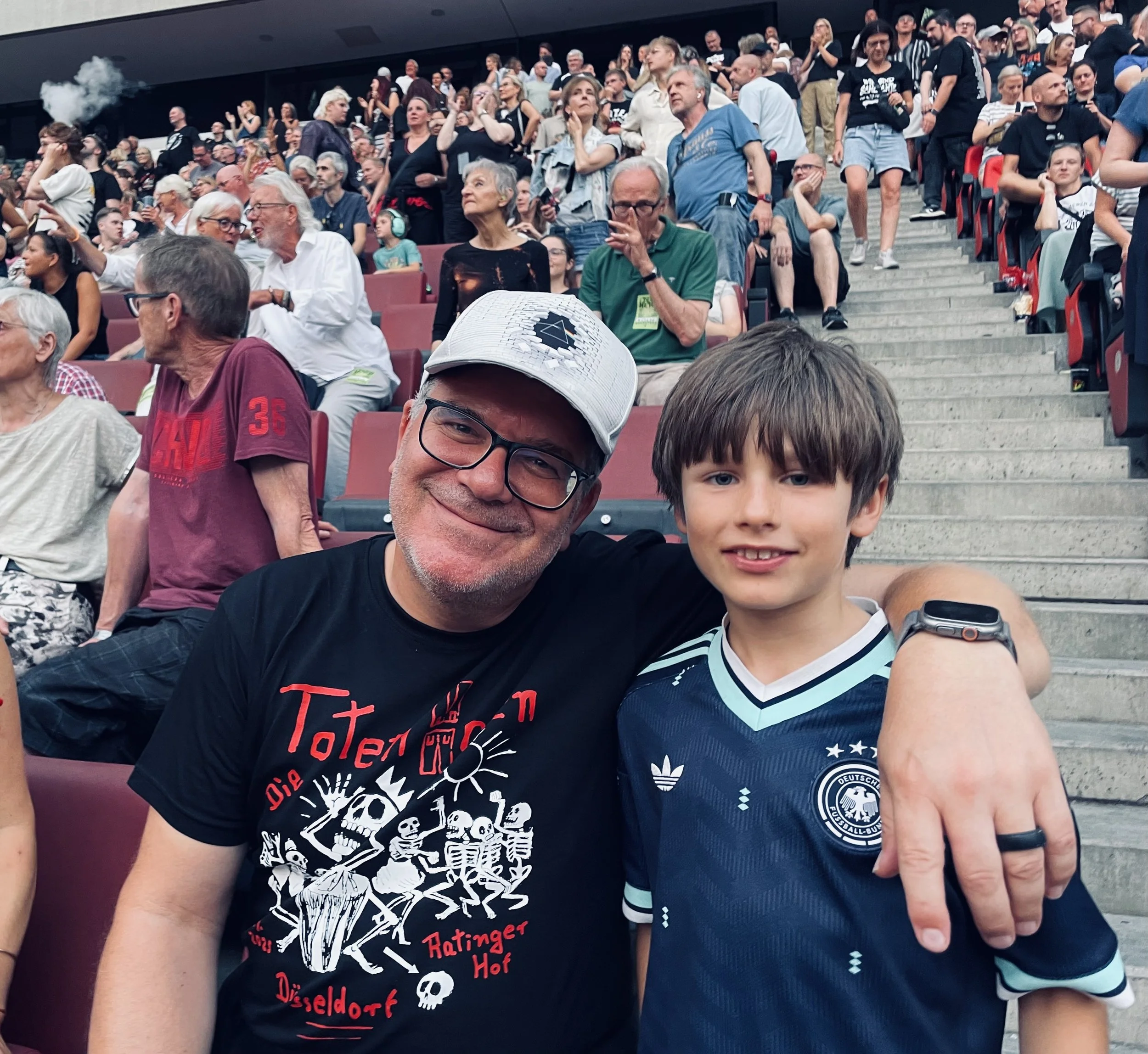 Die Toten Hosen auf Auswärtsspiel in Köln – „Eigentlich lieben wir euch“