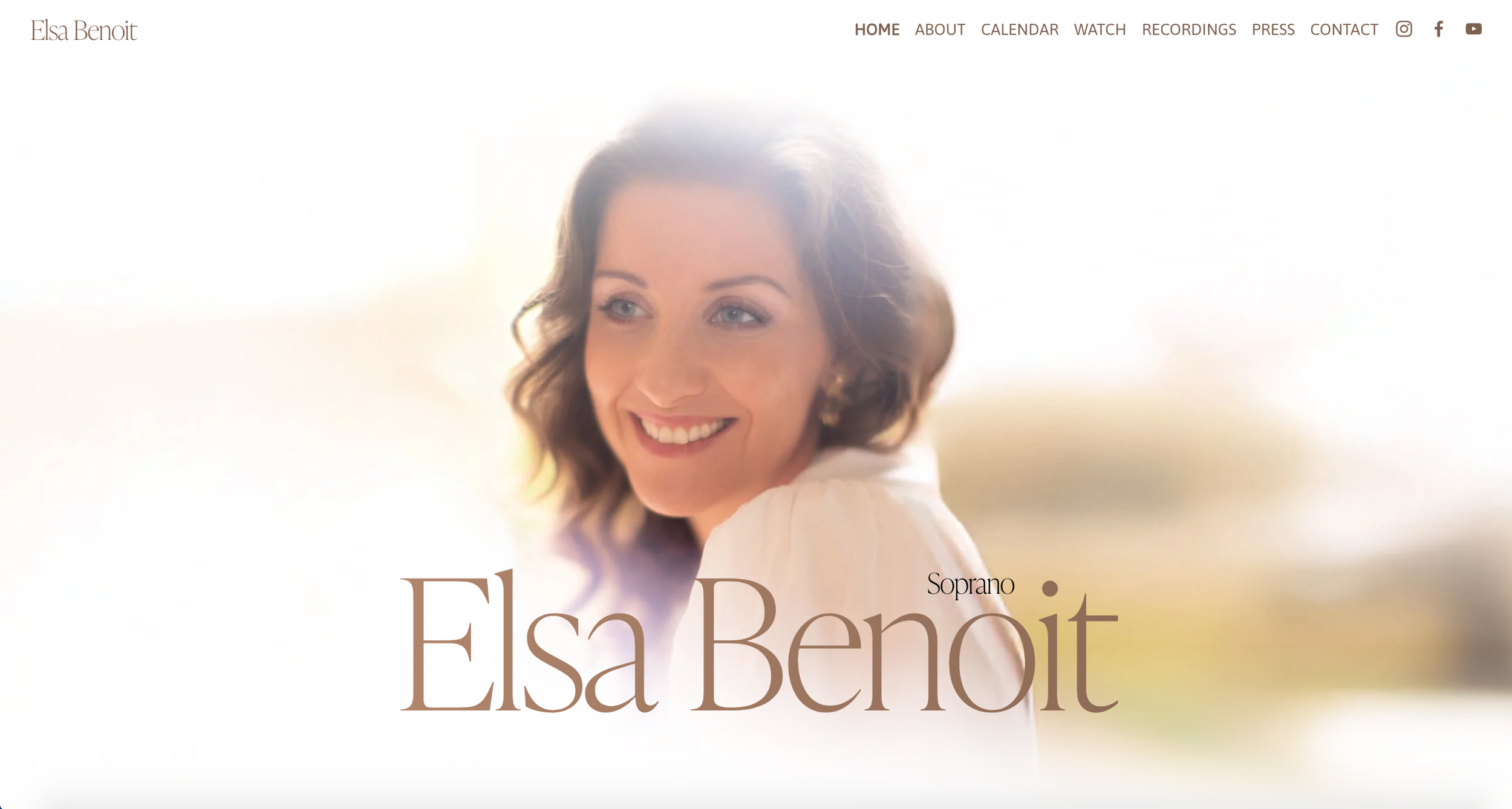 ELSA BENOIT 🇫🇷  SINGER 