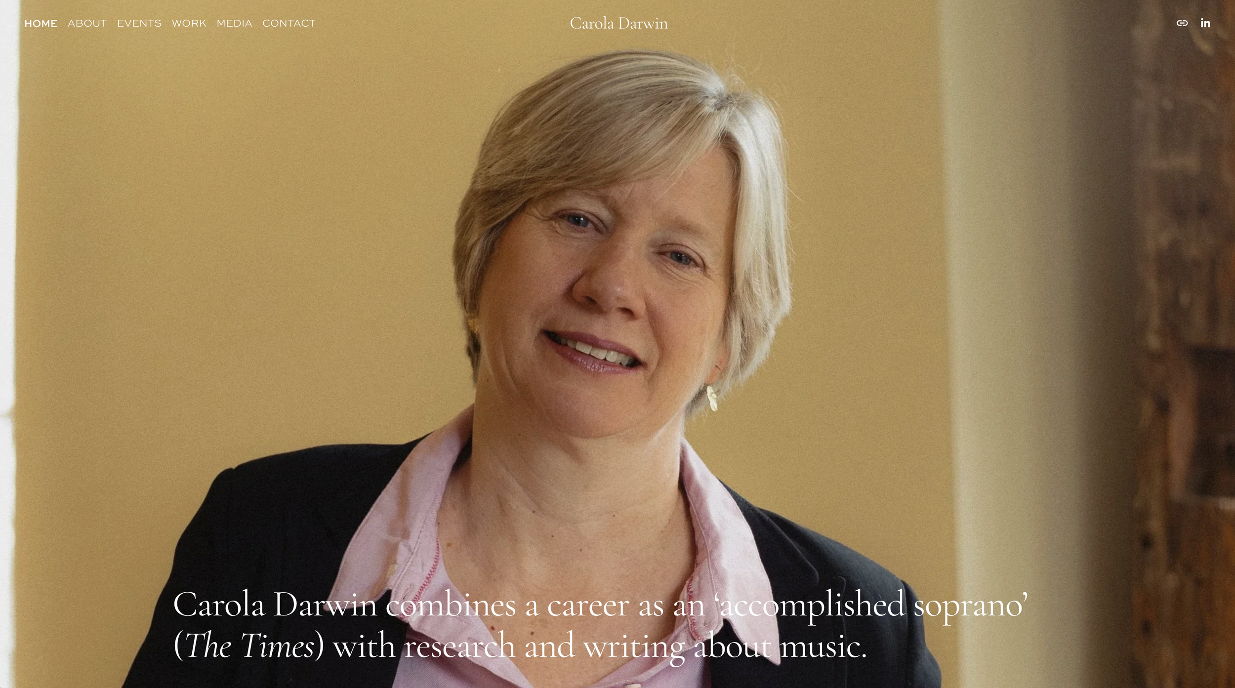 CAROLA DARWIN 🇬🇧  SINGER, RESEARCH 