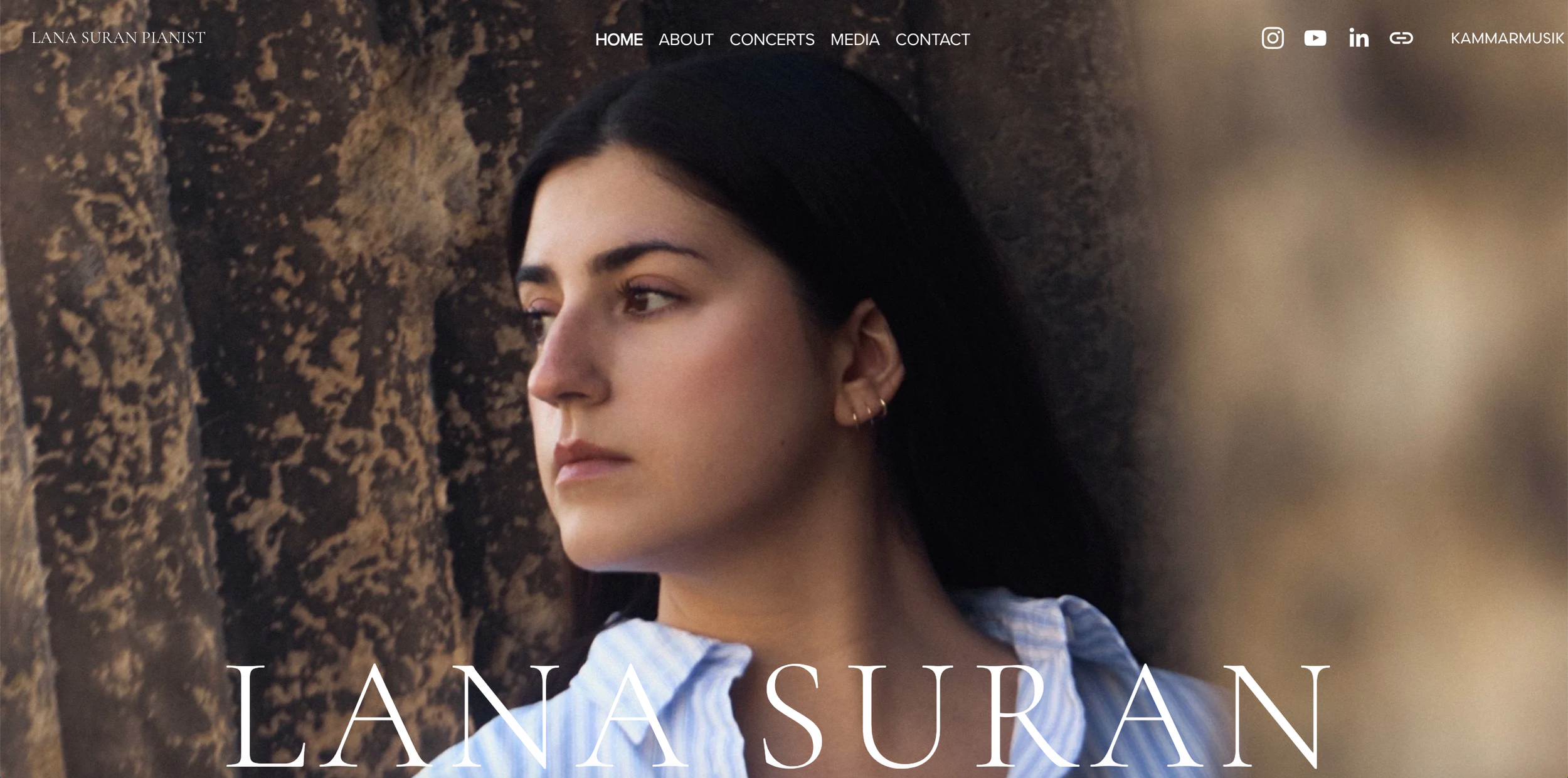 LANA SURAN  PIANIST 