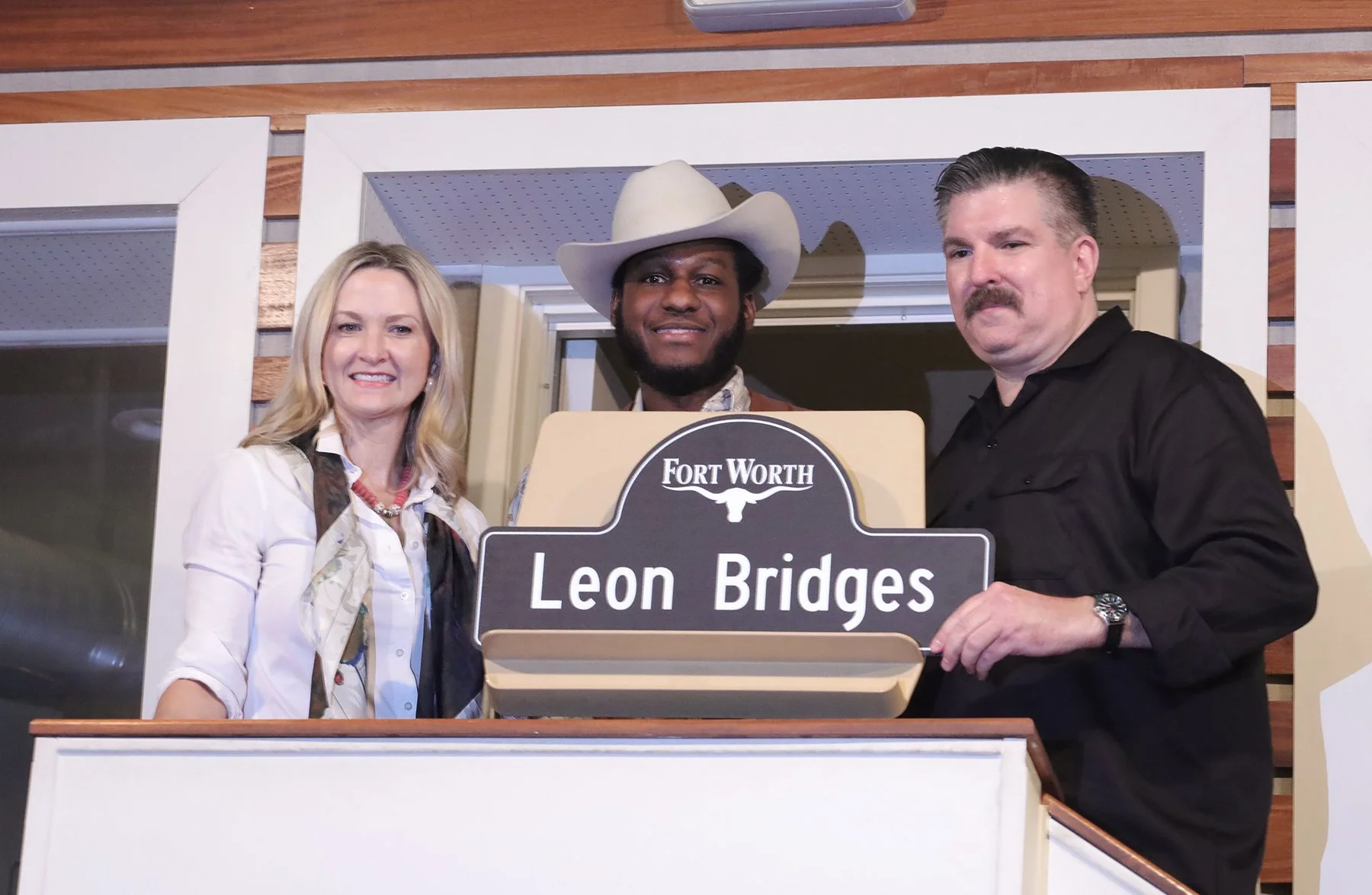 Fort Worth Honors Leon Bridges Where It All Began