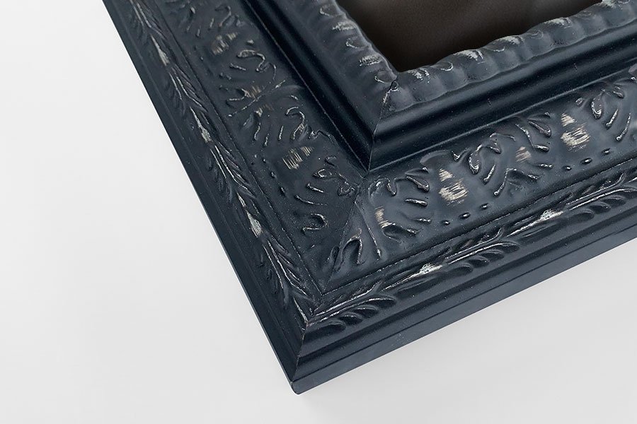 Fine-Art-Premium_Ornate_Black-Silver.jpeg