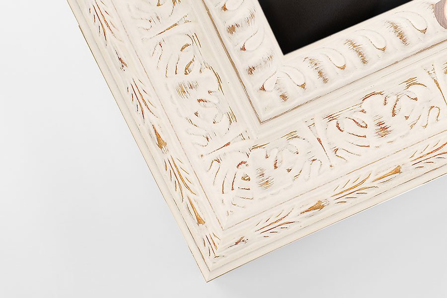 Fine-Art-Premium_Ornate_White-Gold.jpeg