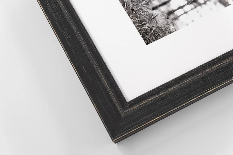 Brooklyn_Distressed-Black