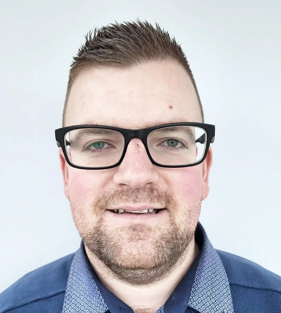 Gordon bio pic.jpg