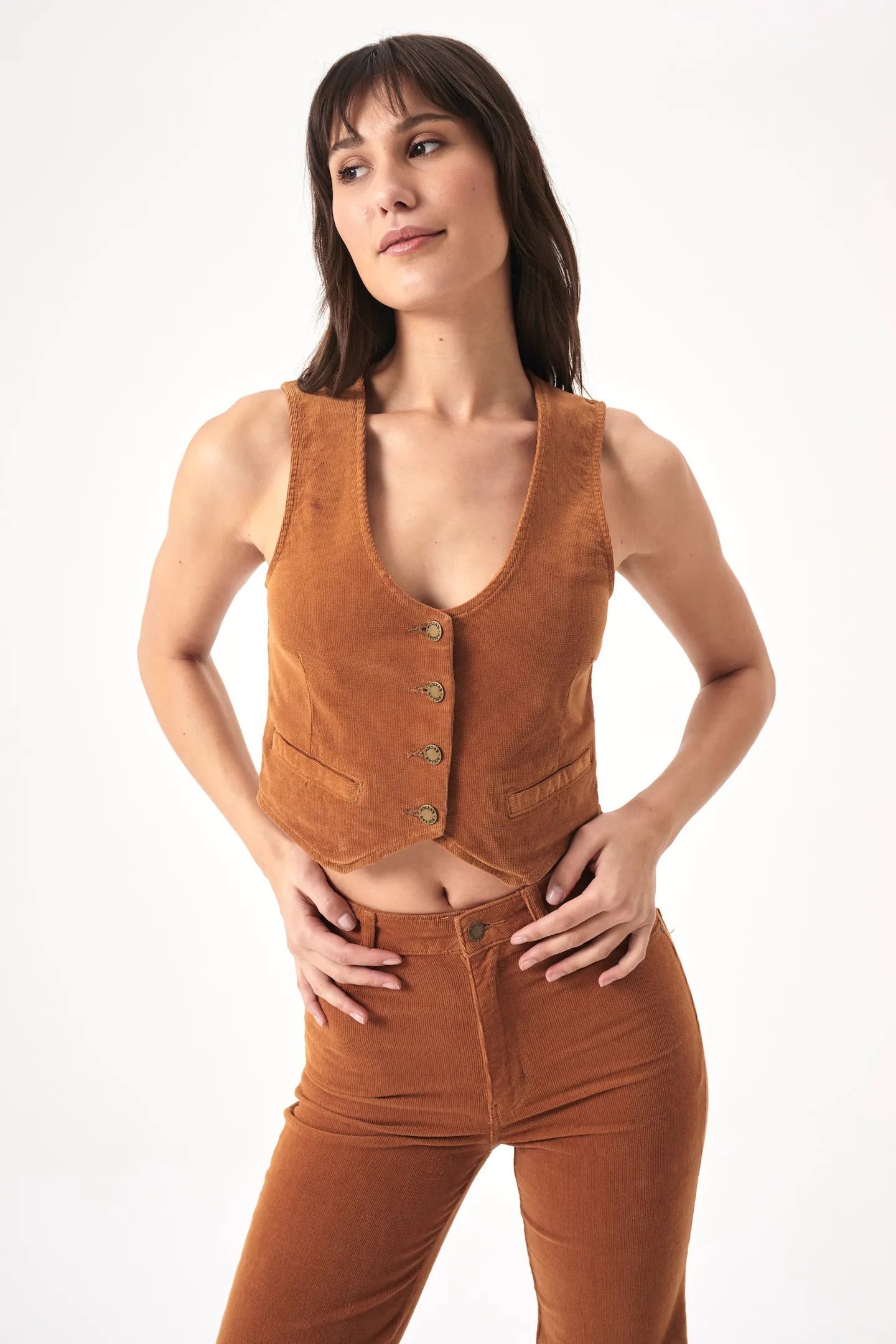 meadow collective, sustainable boutique in Miami, tan vest for fall