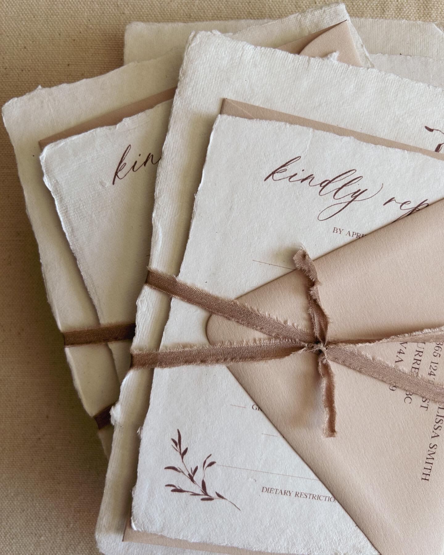 All the neutral tones for this dreamy custom invitation suite 🤎
.
.
.
.
#weddinginvitations #weddingstationery #stationerylove #stationerydesign #yycweddings #calgaryweddings #flatlayoftheday #paperlove #styling #flatlaystyling #weddingpaper #finear